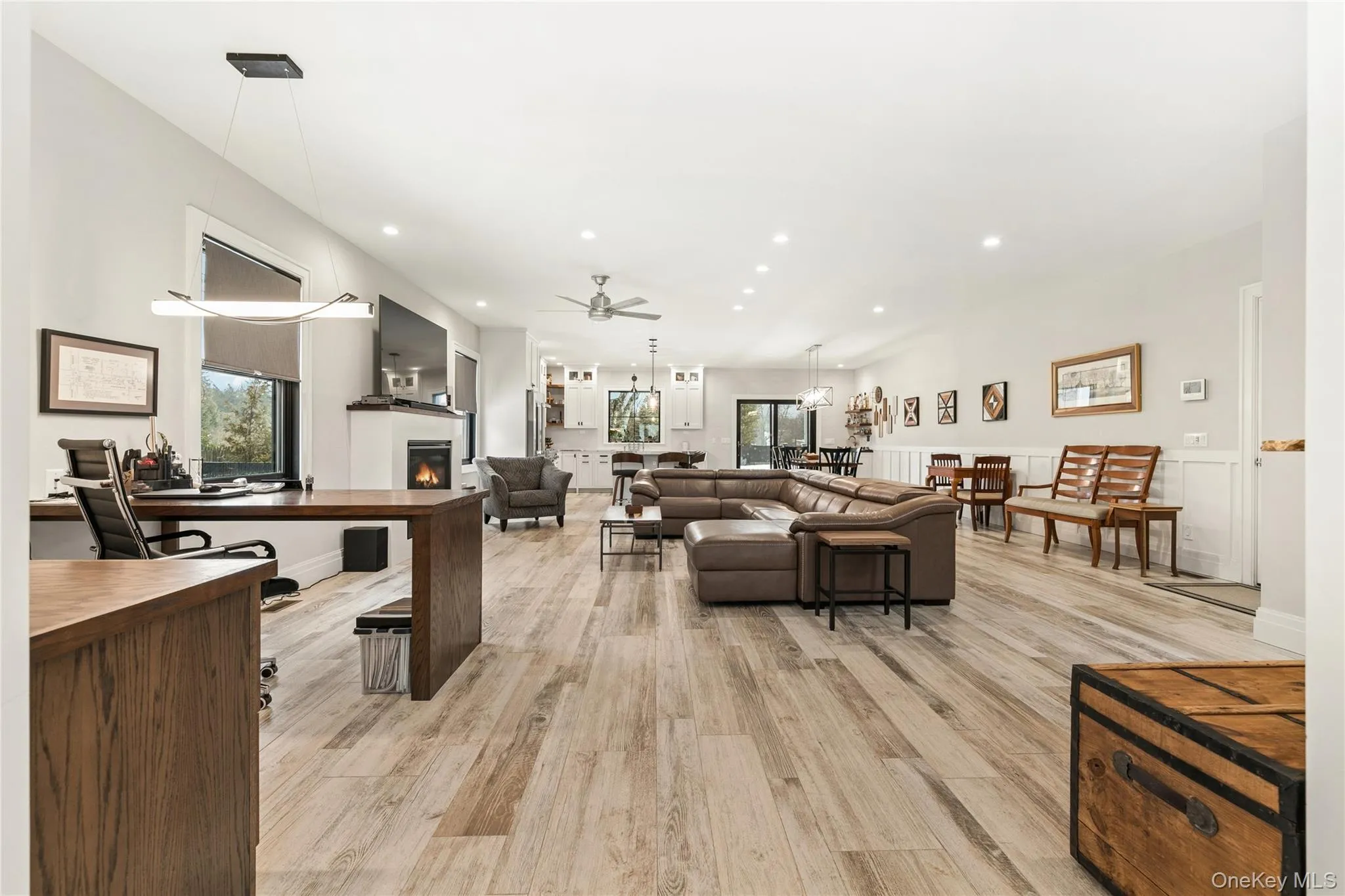 55 Phillips Avenue, Southampton, NY, 3 Bedrooms Bedrooms, 6 Rooms Rooms,2 BathroomsBathrooms,Residential Lease,For Rent,Phillips,0,968984 55 Phillips Avenue, Southampton, NY, 3 Bedrooms Bedrooms, 6 Rooms Rooms,2 BathroomsBathrooms,Residential Lease,For Rent,Phillips,0,968984