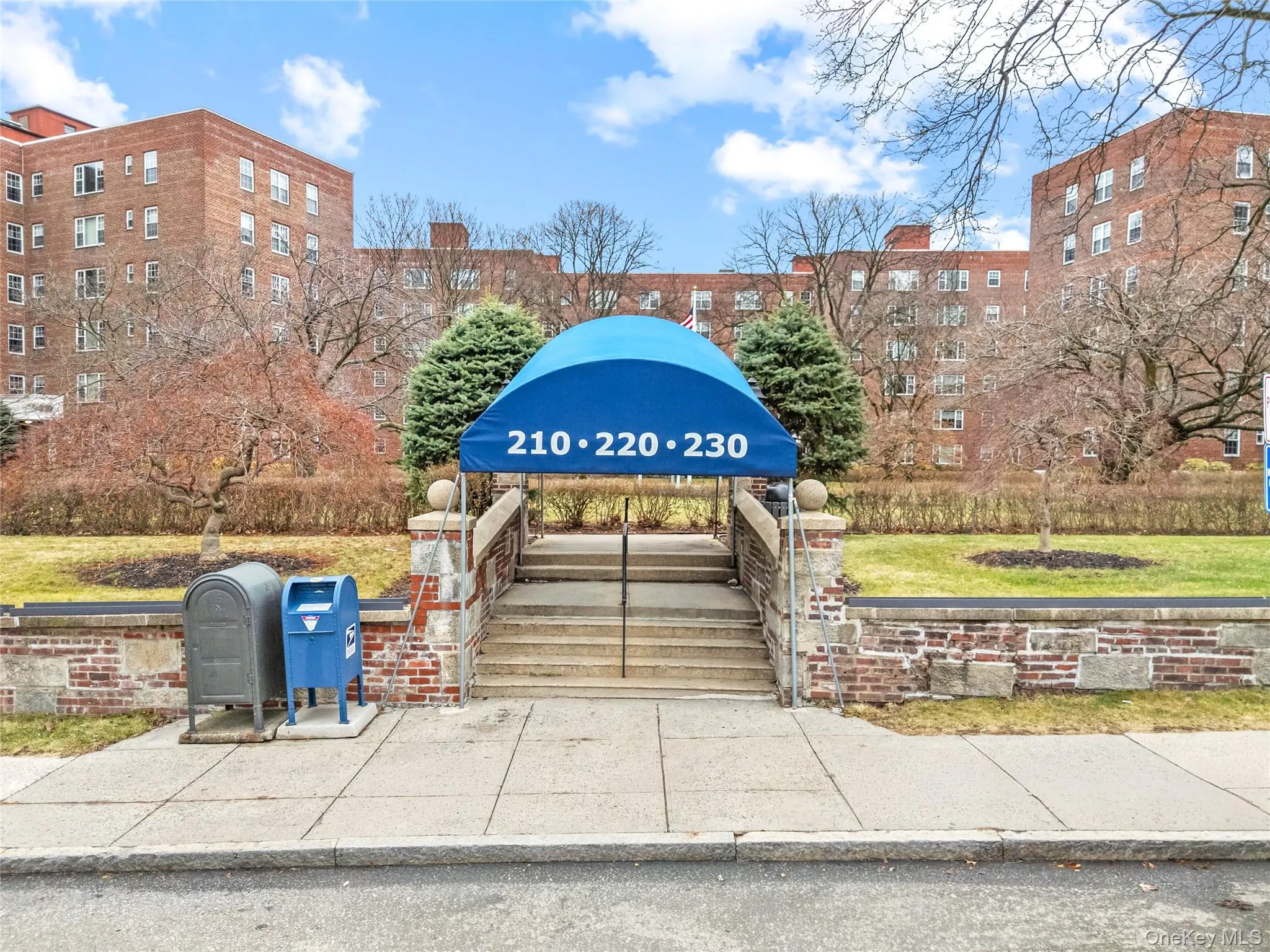 230 Pelham Road, New Rochelle, NY 10805 230 Pelham Road, New Rochelle, NY 10805
