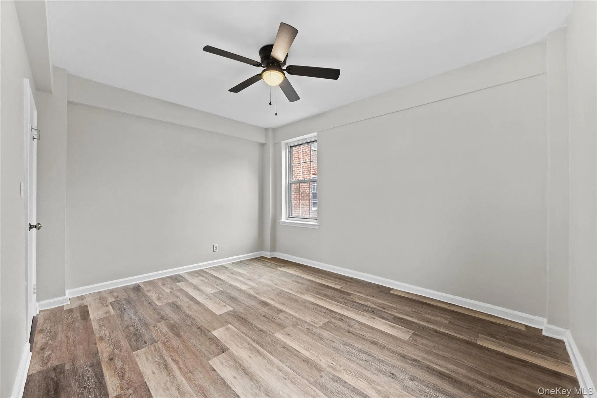 230 Pelham Road, New Rochelle, NY, 1 Bedroom Bedrooms, 3 Rooms Rooms,1 BathroomBathrooms,Residential,For Rent,Pelham,0,969001 230 Pelham Road, New Rochelle, NY, 1 Bedroom Bedrooms, 3 Rooms Rooms,1 BathroomBathrooms,Residential,For Rent,Pelham,0,969001