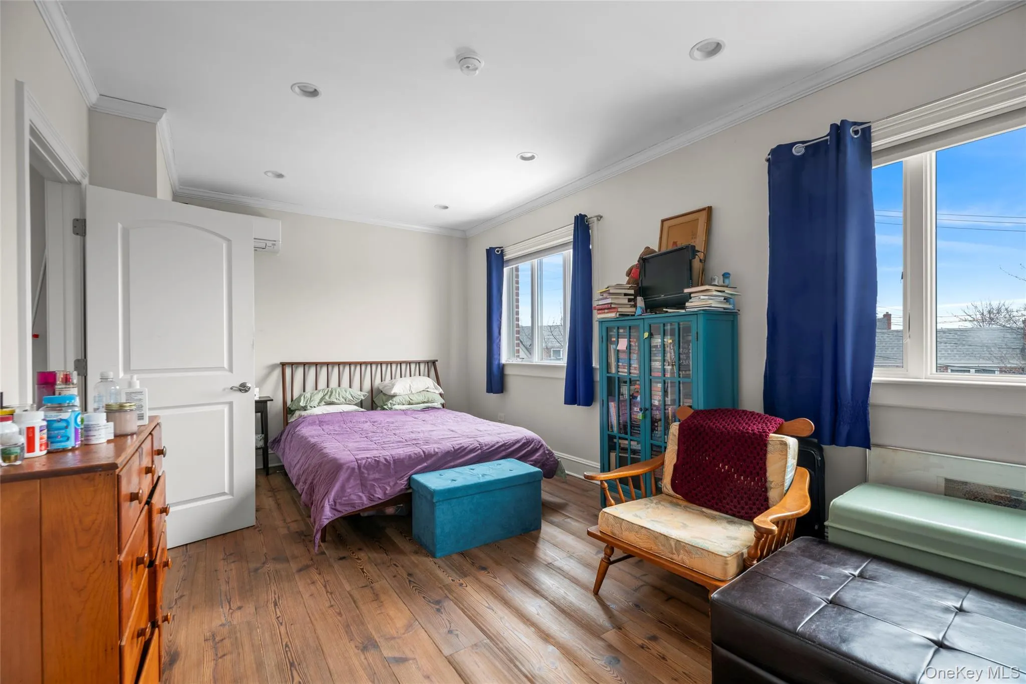 58-12 77th Place, New York, NY, 4 Bedrooms Bedrooms, 11 Rooms Rooms,3 BathroomsBathrooms,Residential,For Rent,77th,0,969011 58-12 77th Place, New York, NY, 4 Bedrooms Bedrooms, 11 Rooms Rooms,3 BathroomsBathrooms,Residential,For Rent,77th,0,969011