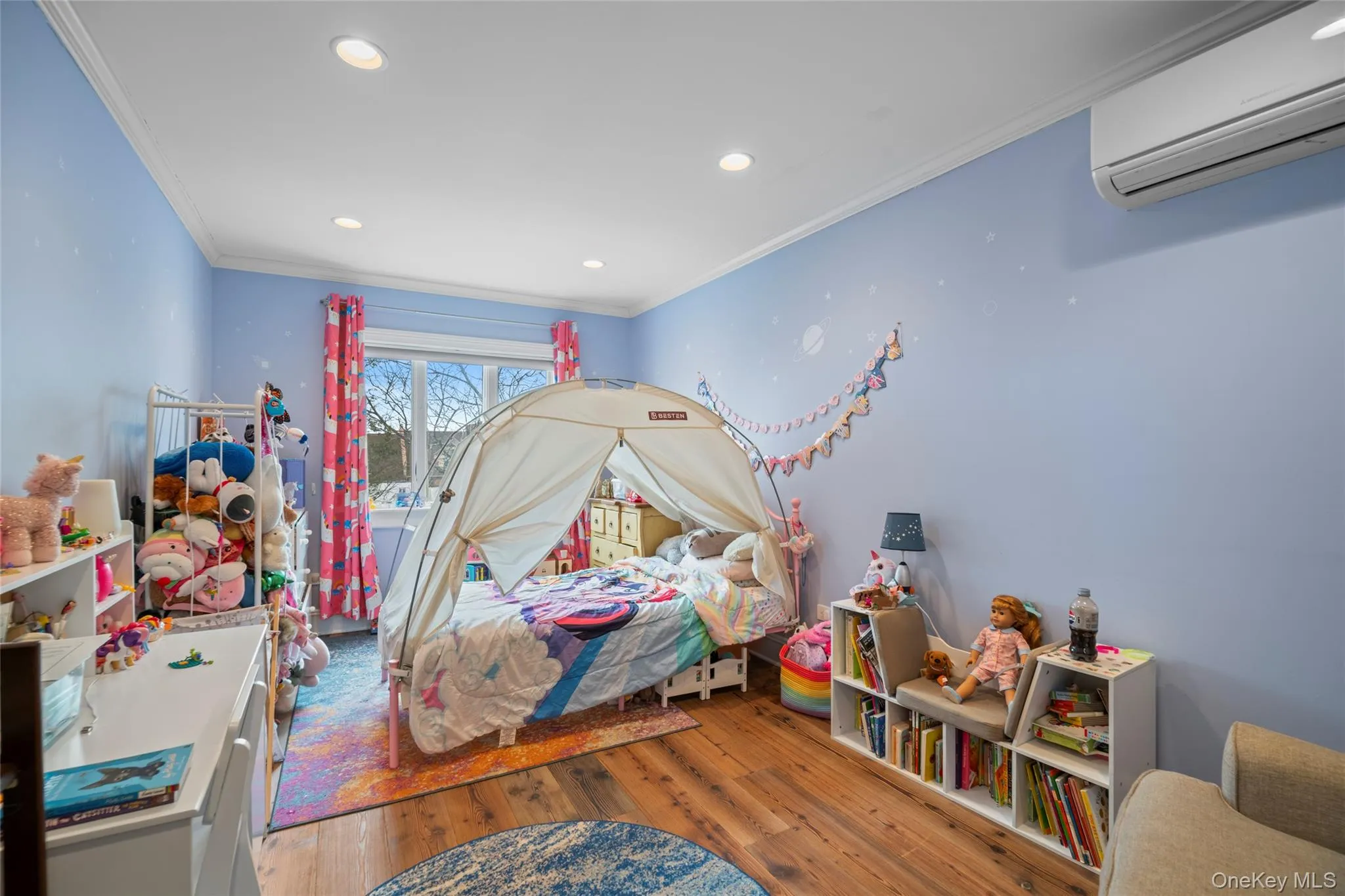58-12 77th Place, New York, NY, 4 Bedrooms Bedrooms, 11 Rooms Rooms,3 BathroomsBathrooms,Residential,For Rent,77th,0,969011 58-12 77th Place, New York, NY, 4 Bedrooms Bedrooms, 11 Rooms Rooms,3 BathroomsBathrooms,Residential,For Rent,77th,0,969011