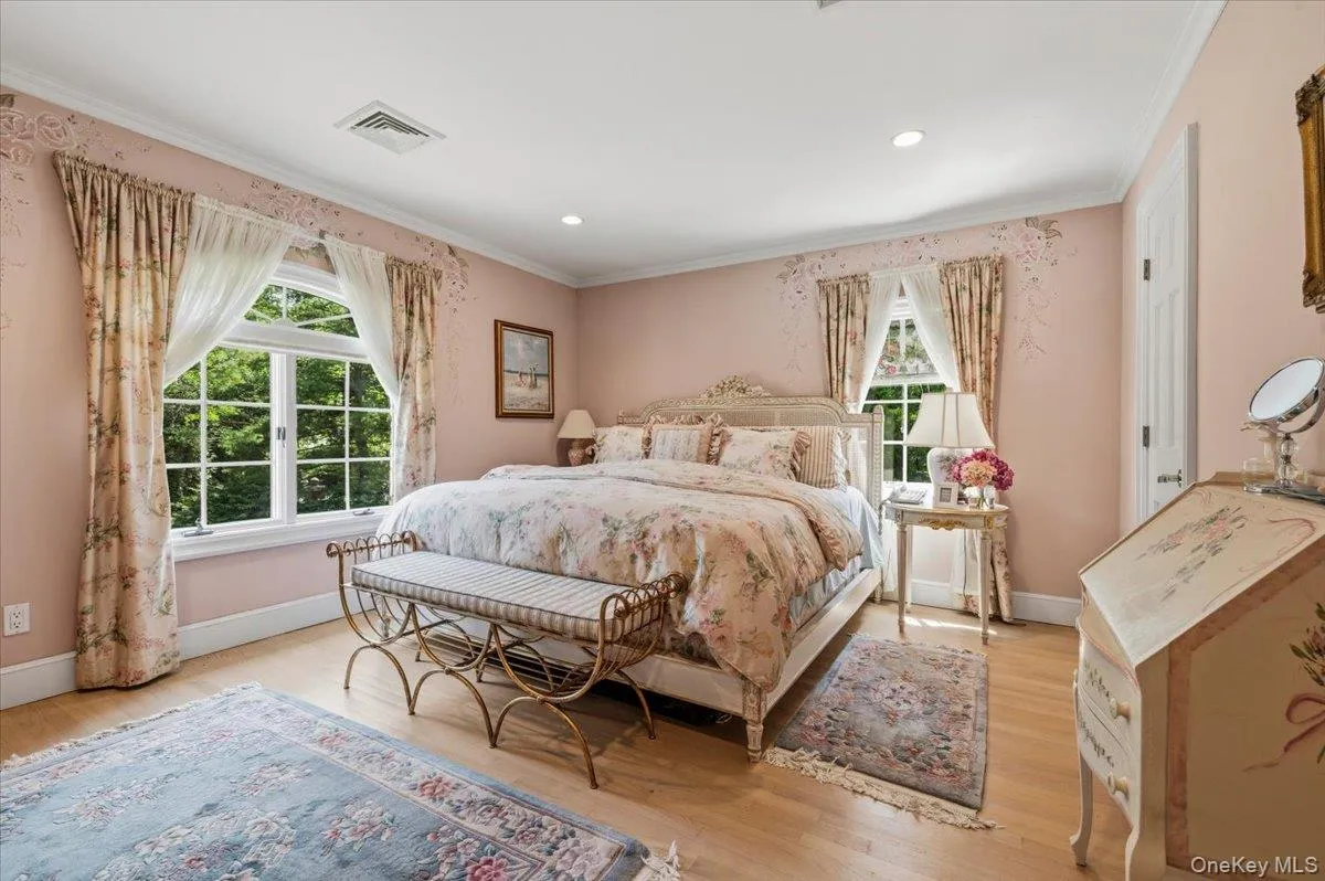 10 Overbrook Lane, Oyster Bay, NY, 5 Bedrooms Bedrooms, 11 Rooms Rooms,5 BathroomsBathrooms,Residential,For Rent,Overbrook,0,KEY969013 10 Overbrook Lane, Oyster Bay, NY, 5 Bedrooms Bedrooms, 11 Rooms Rooms,5 BathroomsBathrooms,Residential,For Rent,Overbrook,0,KEY969013