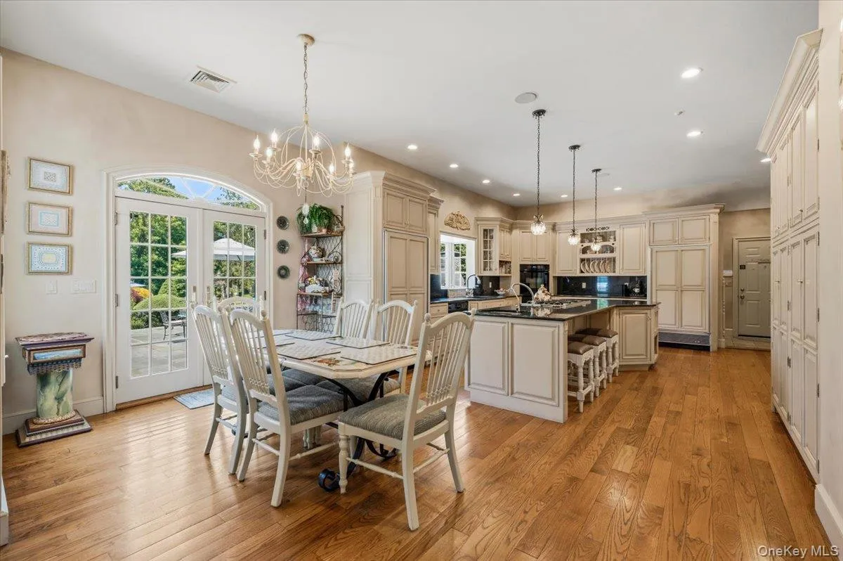 10 Overbrook Lane, Oyster Bay, NY, 5 Bedrooms Bedrooms, 11 Rooms Rooms,5 BathroomsBathrooms,Residential,For Rent,Overbrook,0,KEY969013 10 Overbrook Lane, Oyster Bay, NY, 5 Bedrooms Bedrooms, 11 Rooms Rooms,5 BathroomsBathrooms,Residential,For Rent,Overbrook,0,KEY969013