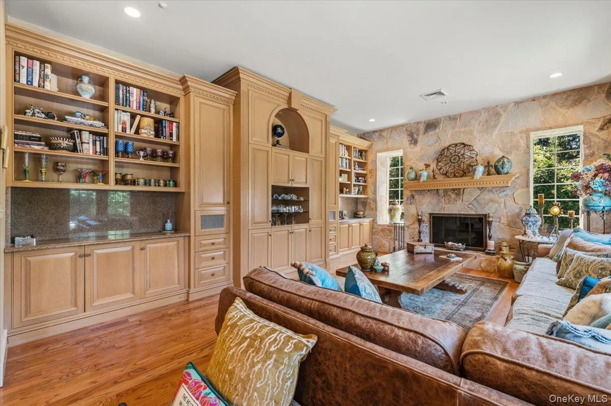 10 Overbrook Lane, Oyster Bay, NY, 5 Bedrooms Bedrooms, 11 Rooms Rooms,5 BathroomsBathrooms,Residential,For Rent,Overbrook,0,KEY969013 10 Overbrook Lane, Oyster Bay, NY, 5 Bedrooms Bedrooms, 11 Rooms Rooms,5 BathroomsBathrooms,Residential,For Rent,Overbrook,0,KEY969013