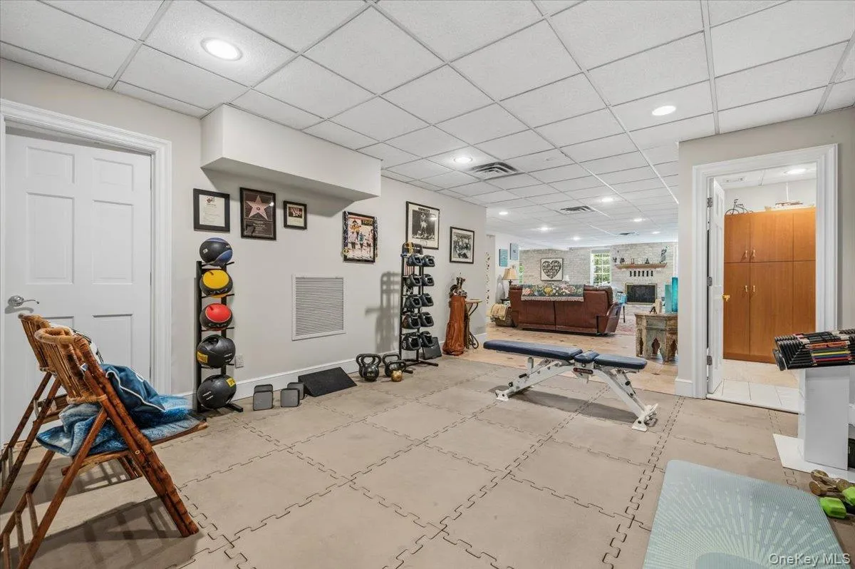 10 Overbrook Lane, Oyster Bay, NY, 5 Bedrooms Bedrooms, 11 Rooms Rooms,5 BathroomsBathrooms,Residential,For Rent,Overbrook,0,KEY969013 10 Overbrook Lane, Oyster Bay, NY, 5 Bedrooms Bedrooms, 11 Rooms Rooms,5 BathroomsBathrooms,Residential,For Rent,Overbrook,0,KEY969013