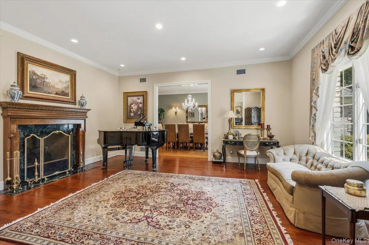 10 Overbrook Lane, Oyster Bay, NY, 5 Bedrooms Bedrooms, 11 Rooms Rooms,5 BathroomsBathrooms,Residential,For Rent,Overbrook,0,KEY969013 10 Overbrook Lane, Oyster Bay, NY, 5 Bedrooms Bedrooms, 11 Rooms Rooms,5 BathroomsBathrooms,Residential,For Rent,Overbrook,0,KEY969013