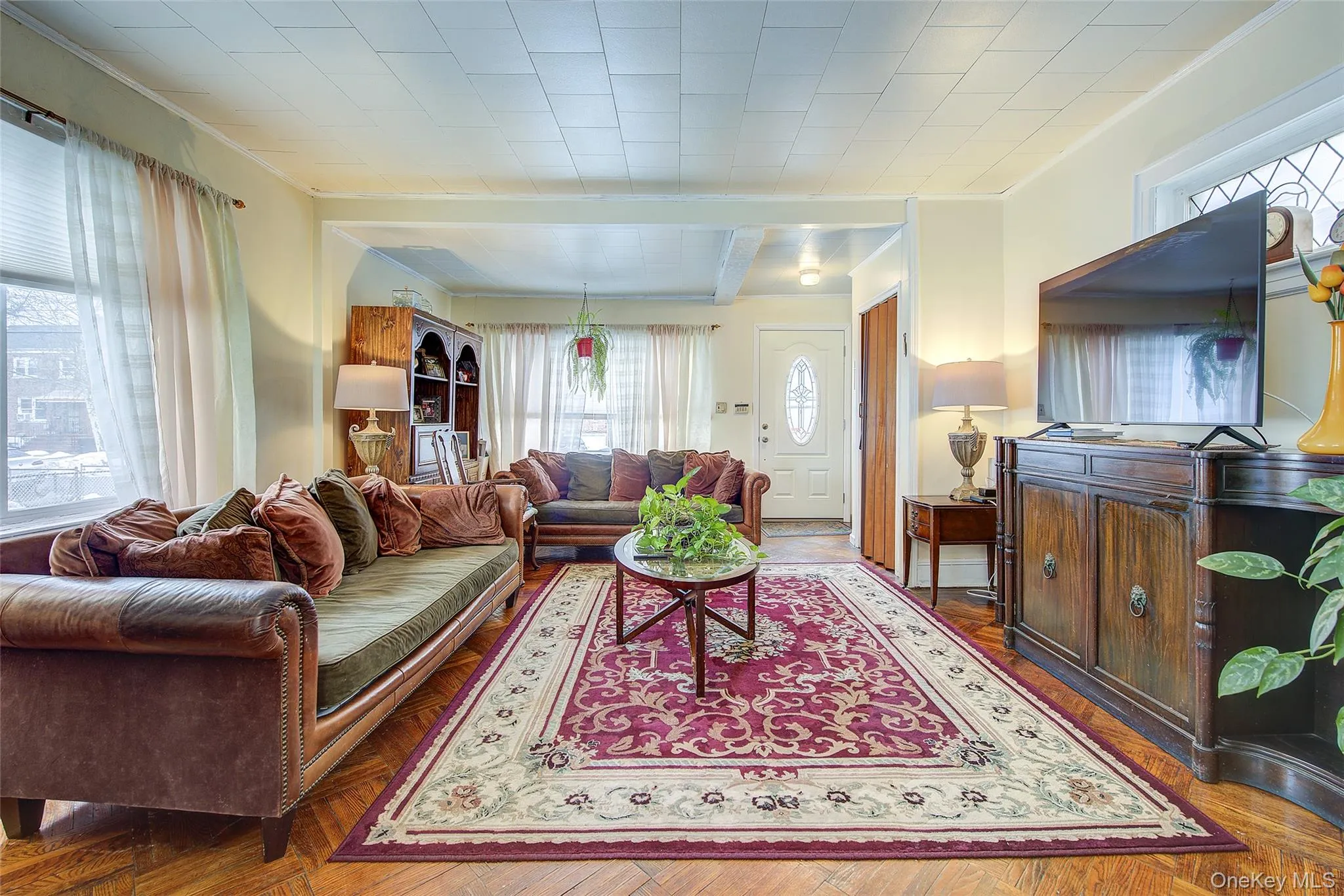 8931A 220th Street, New York, NY, 3 Bedrooms Bedrooms, 8 Rooms Rooms,2 BathroomsBathrooms,Residential,For Rent,220th,0,KEY969023 8931A 220th Street, New York, NY, 3 Bedrooms Bedrooms, 8 Rooms Rooms,2 BathroomsBathrooms,Residential,For Rent,220th,0,KEY969023