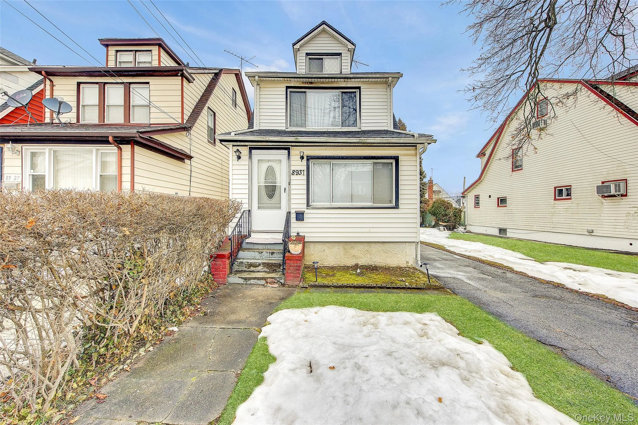 8931A 220th Street, New York, NY, 3 Bedrooms Bedrooms, 8 Rooms Rooms,2 BathroomsBathrooms,Residential,For Rent,220th,0,KEY969023 8931A 220th Street, New York, NY, 3 Bedrooms Bedrooms, 8 Rooms Rooms,2 BathroomsBathrooms,Residential,For Rent,220th,0,KEY969023