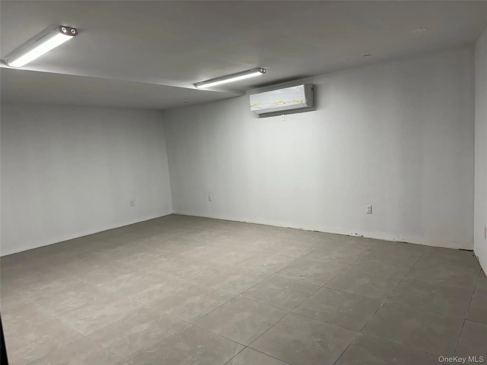 73-02 Woodside Avenue, New York, NY, ,Commercial Lease,For Rent,Woodside,0,969025 73-02 Woodside Avenue, New York, NY, ,Commercial Lease,For Rent,Woodside,0,969025