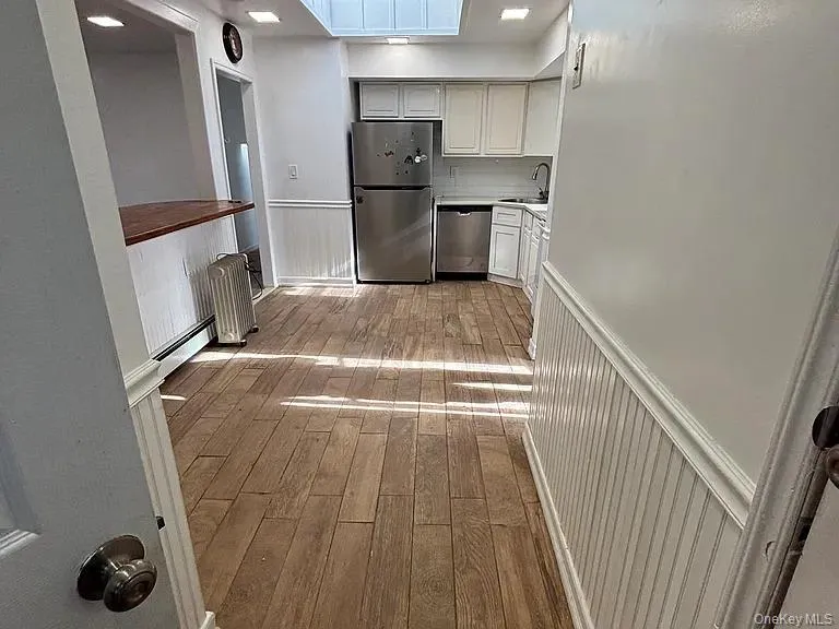 61 Montgomery Avenue, Brookhaven, NY, 3 Bedrooms Bedrooms, 7 Rooms Rooms,2 BathroomsBathrooms,Residential Lease,For Rent,Montgomery,0,969044 61 Montgomery Avenue, Brookhaven, NY, 3 Bedrooms Bedrooms, 7 Rooms Rooms,2 BathroomsBathrooms,Residential Lease,For Rent,Montgomery,0,969044