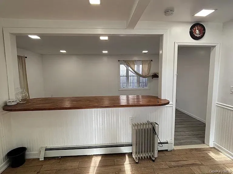 61 Montgomery Avenue, Brookhaven, NY, 3 Bedrooms Bedrooms, 7 Rooms Rooms,2 BathroomsBathrooms,Residential Lease,For Rent,Montgomery,0,969044 61 Montgomery Avenue, Brookhaven, NY, 3 Bedrooms Bedrooms, 7 Rooms Rooms,2 BathroomsBathrooms,Residential Lease,For Rent,Montgomery,0,969044