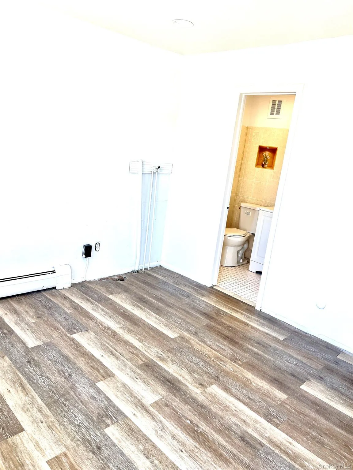 27 Lexington Lane, New Windsor, NY, 3 Bedrooms Bedrooms, 7 Rooms Rooms,1 BathroomBathrooms,Residential,For Rent,Lexington,0,969049 27 Lexington Lane, New Windsor, NY, 3 Bedrooms Bedrooms, 7 Rooms Rooms,1 BathroomBathrooms,Residential,For Rent,Lexington,0,969049