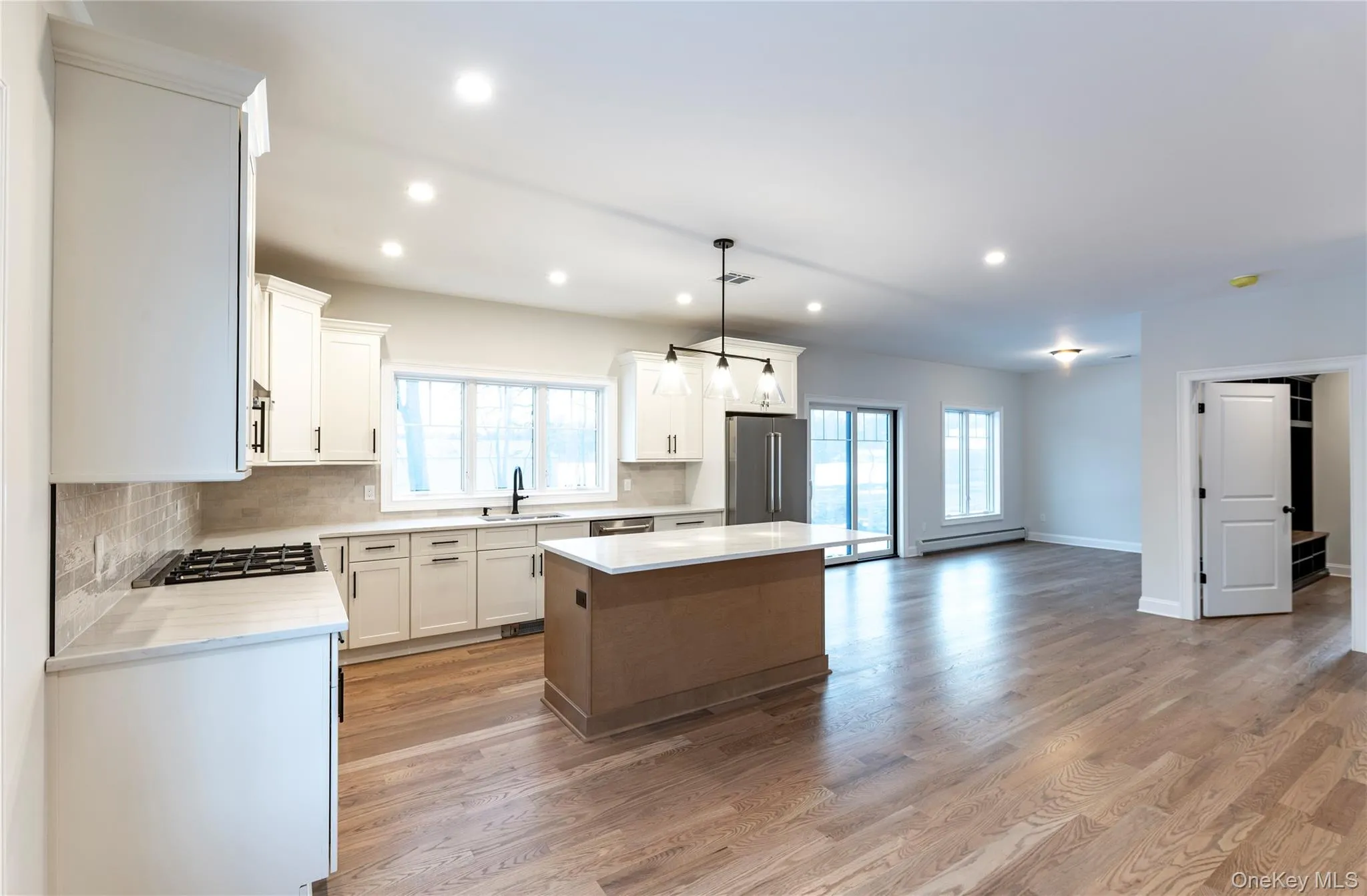 352 Holt Drive, Orangetown, NY, 4 Bedrooms Bedrooms, 9 Rooms Rooms,2 BathroomsBathrooms,Residential,For Rent,Holt,0,969050 352 Holt Drive, Orangetown, NY, 4 Bedrooms Bedrooms, 9 Rooms Rooms,2 BathroomsBathrooms,Residential,For Rent,Holt,0,969050