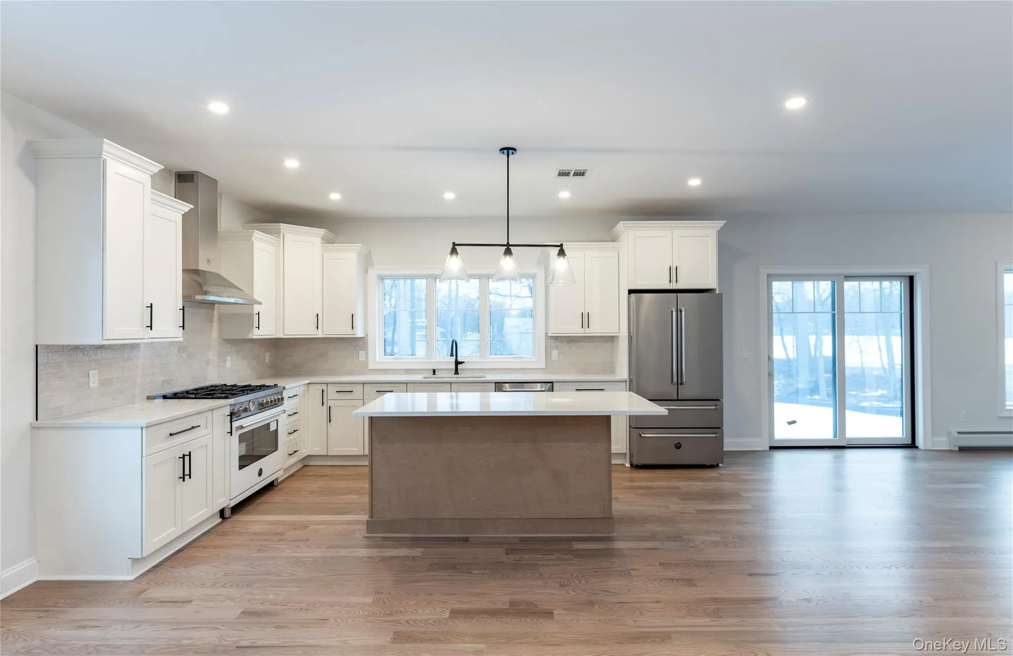 352 Holt Drive, Orangetown, NY, 4 Bedrooms Bedrooms, 9 Rooms Rooms,2 BathroomsBathrooms,Residential,For Rent,Holt,0,969050 352 Holt Drive, Orangetown, NY, 4 Bedrooms Bedrooms, 9 Rooms Rooms,2 BathroomsBathrooms,Residential,For Rent,Holt,0,969050