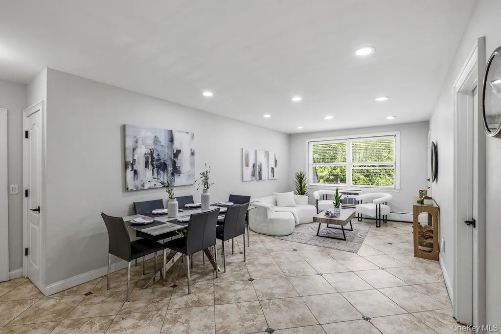 160 Kearsing Parkway, Ramapo, NY, 1 Bedroom Bedrooms, 4 Rooms Rooms,1 BathroomBathrooms,Residential,For Rent,Kearsing,0,969061 160 Kearsing Parkway, Ramapo, NY, 1 Bedroom Bedrooms, 4 Rooms Rooms,1 BathroomBathrooms,Residential,For Rent,Kearsing,0,969061