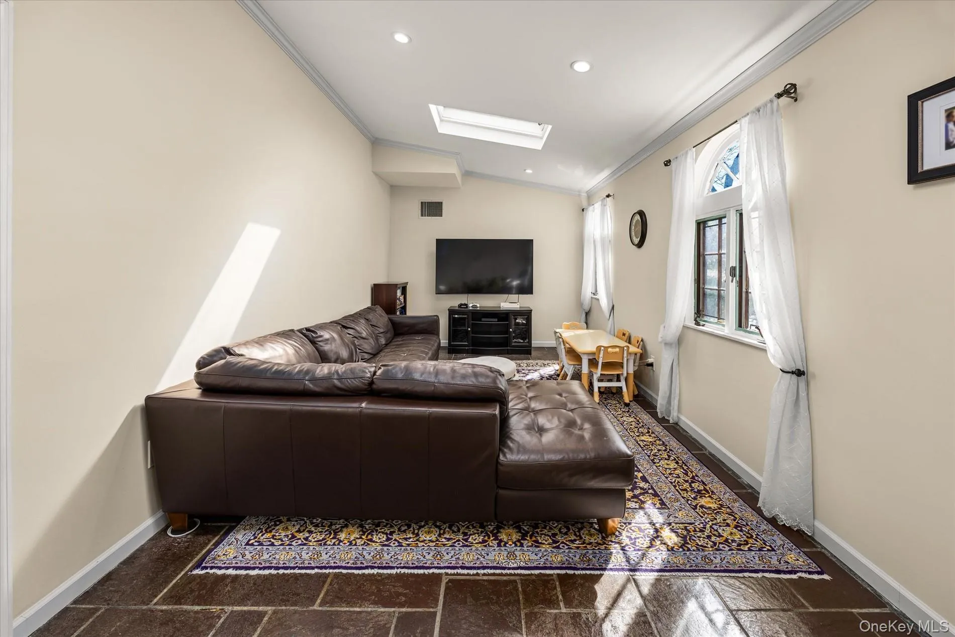 118 Baker Hill Road, North Hempstead, NY, 4 Bedrooms Bedrooms, 8 Rooms Rooms,2 BathroomsBathrooms,Residential,For Rent,Baker Hill,0,969072 118 Baker Hill Road, North Hempstead, NY, 4 Bedrooms Bedrooms, 8 Rooms Rooms,2 BathroomsBathrooms,Residential,For Rent,Baker Hill,0,969072