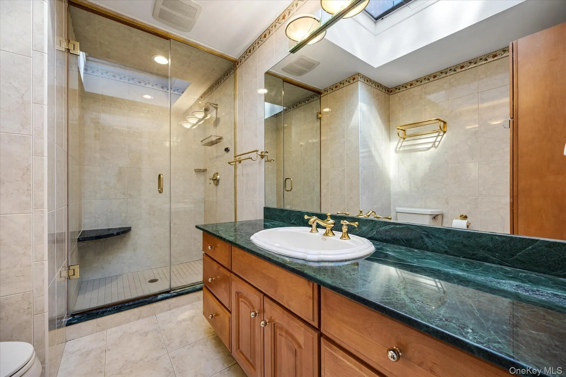 118 Baker Hill Road, North Hempstead, NY, 4 Bedrooms Bedrooms, 8 Rooms Rooms,2 BathroomsBathrooms,Residential,For Rent,Baker Hill,0,969072 118 Baker Hill Road, North Hempstead, NY, 4 Bedrooms Bedrooms, 8 Rooms Rooms,2 BathroomsBathrooms,Residential,For Rent,Baker Hill,0,969072
