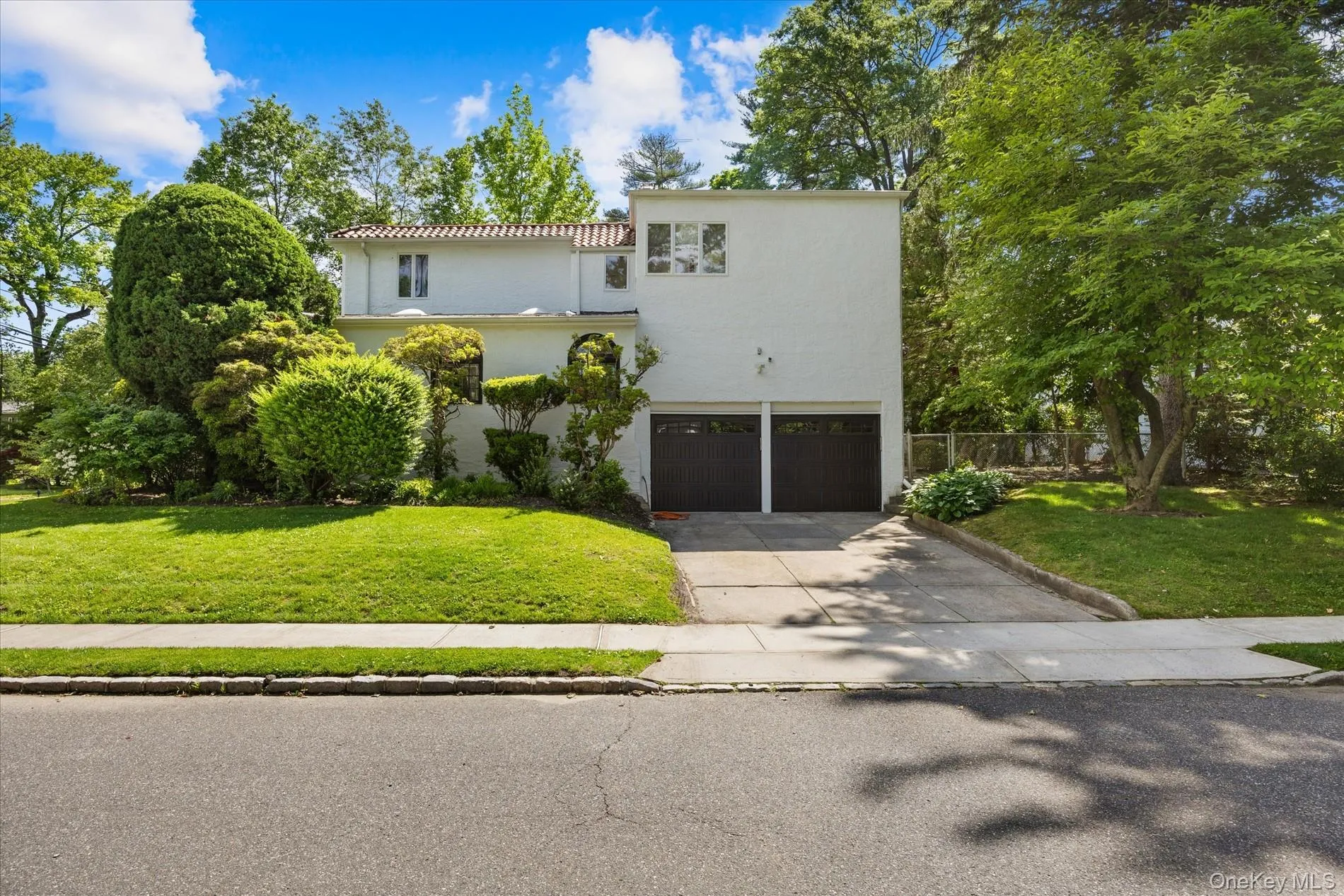 118 Baker Hill Road, North Hempstead, NY, 4 Bedrooms Bedrooms, 8 Rooms Rooms,2 BathroomsBathrooms,Residential,For Rent,Baker Hill,0,969072 118 Baker Hill Road, North Hempstead, NY, 4 Bedrooms Bedrooms, 8 Rooms Rooms,2 BathroomsBathrooms,Residential,For Rent,Baker Hill,0,969072