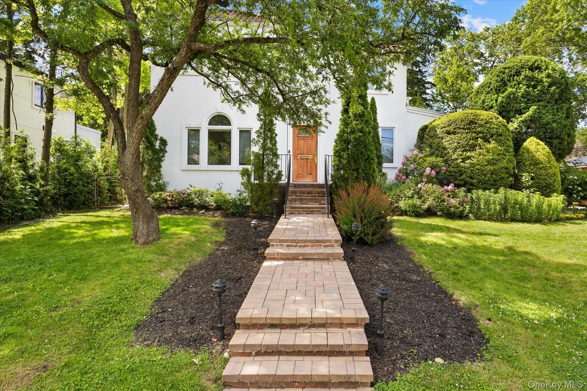 118 Baker Hill Road, North Hempstead, NY, 4 Bedrooms Bedrooms, 8 Rooms Rooms,2 BathroomsBathrooms,Residential,For Rent,Baker Hill,0,969072 118 Baker Hill Road, North Hempstead, NY, 4 Bedrooms Bedrooms, 8 Rooms Rooms,2 BathroomsBathrooms,Residential,For Rent,Baker Hill,0,969072