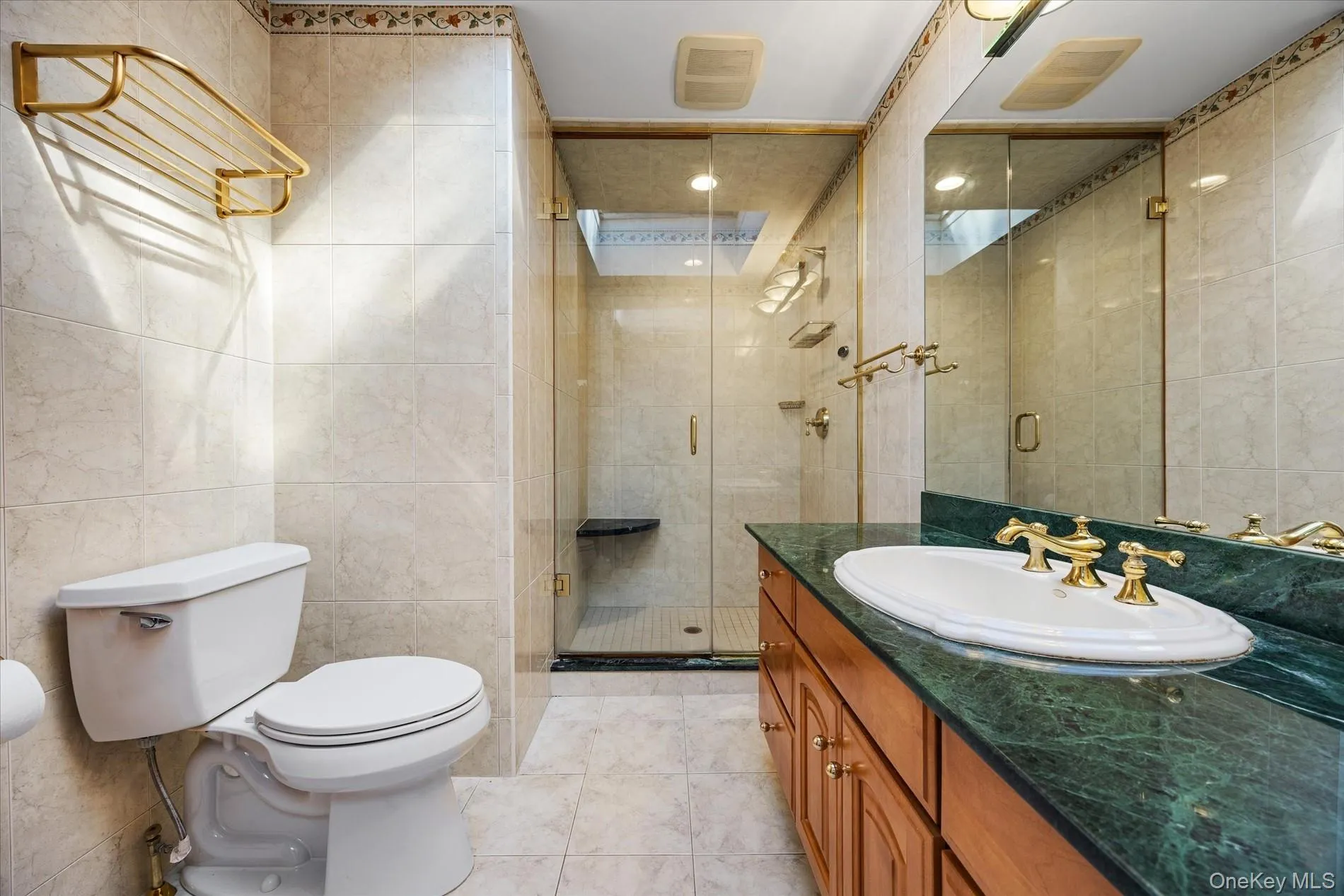 118 Baker Hill Road, North Hempstead, NY, 4 Bedrooms Bedrooms, 8 Rooms Rooms,2 BathroomsBathrooms,Residential,For Rent,Baker Hill,0,969072 118 Baker Hill Road, North Hempstead, NY, 4 Bedrooms Bedrooms, 8 Rooms Rooms,2 BathroomsBathrooms,Residential,For Rent,Baker Hill,0,969072