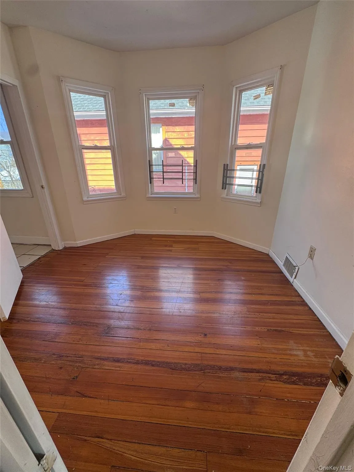 4 Gray Street, Poughkeepsie, NY, 3 Bedrooms Bedrooms, 5 Rooms Rooms,1 BathroomBathrooms,Residential Lease,For Rent,Gray,0,969076 4 Gray Street, Poughkeepsie, NY, 3 Bedrooms Bedrooms, 5 Rooms Rooms,1 BathroomBathrooms,Residential Lease,For Rent,Gray,0,969076