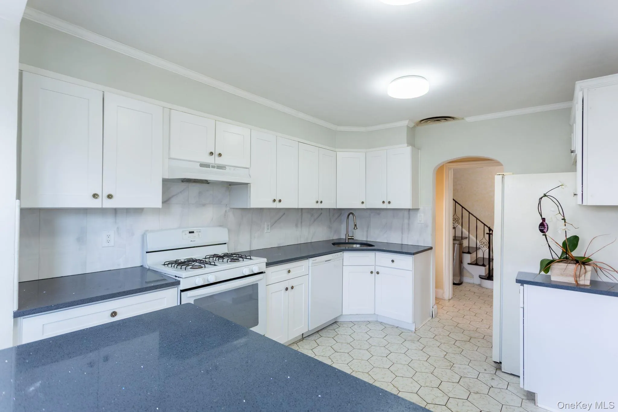 85-32 213th Street, New York, NY, 4 Bedrooms Bedrooms, 12 Rooms Rooms,3 BathroomsBathrooms,Residential,For Rent,213th,0,969097 85-32 213th Street, New York, NY, 4 Bedrooms Bedrooms, 12 Rooms Rooms,3 BathroomsBathrooms,Residential,For Rent,213th,0,969097