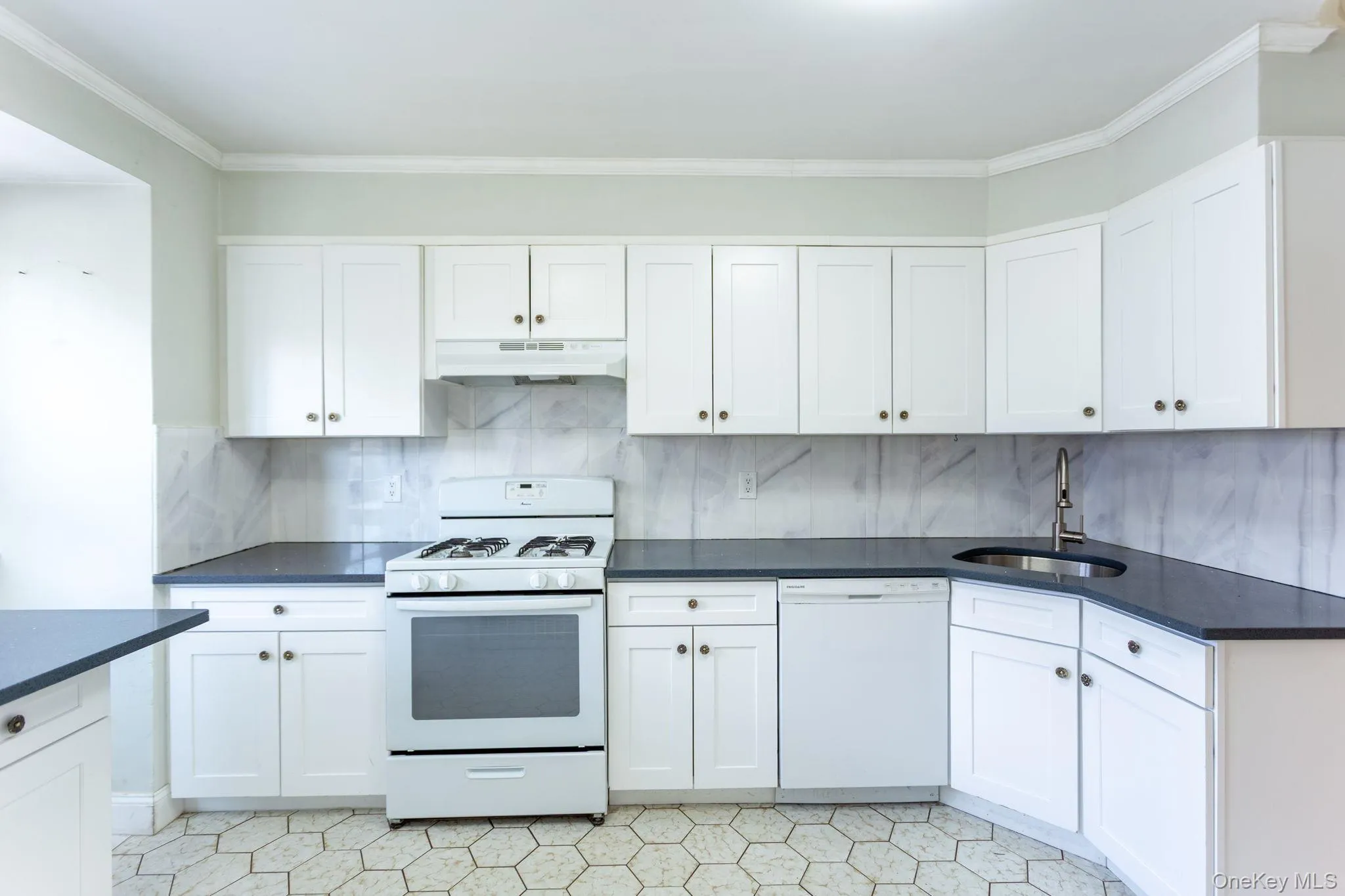85-32 213th Street, New York, NY, 4 Bedrooms Bedrooms, 12 Rooms Rooms,3 BathroomsBathrooms,Residential,For Rent,213th,0,969097 85-32 213th Street, New York, NY, 4 Bedrooms Bedrooms, 12 Rooms Rooms,3 BathroomsBathrooms,Residential,For Rent,213th,0,969097