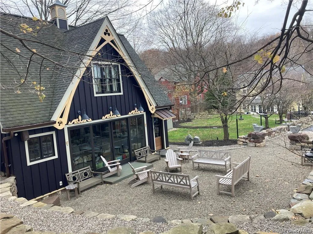 325 Ferdon Avenue, Orangetown, NY, 1 Bedroom Bedrooms, 2 Rooms Rooms,1 BathroomBathrooms,Residential Lease,For Rent,Ferdon,0,969101 325 Ferdon Avenue, Orangetown, NY, 1 Bedroom Bedrooms, 2 Rooms Rooms,1 BathroomBathrooms,Residential Lease,For Rent,Ferdon,0,969101