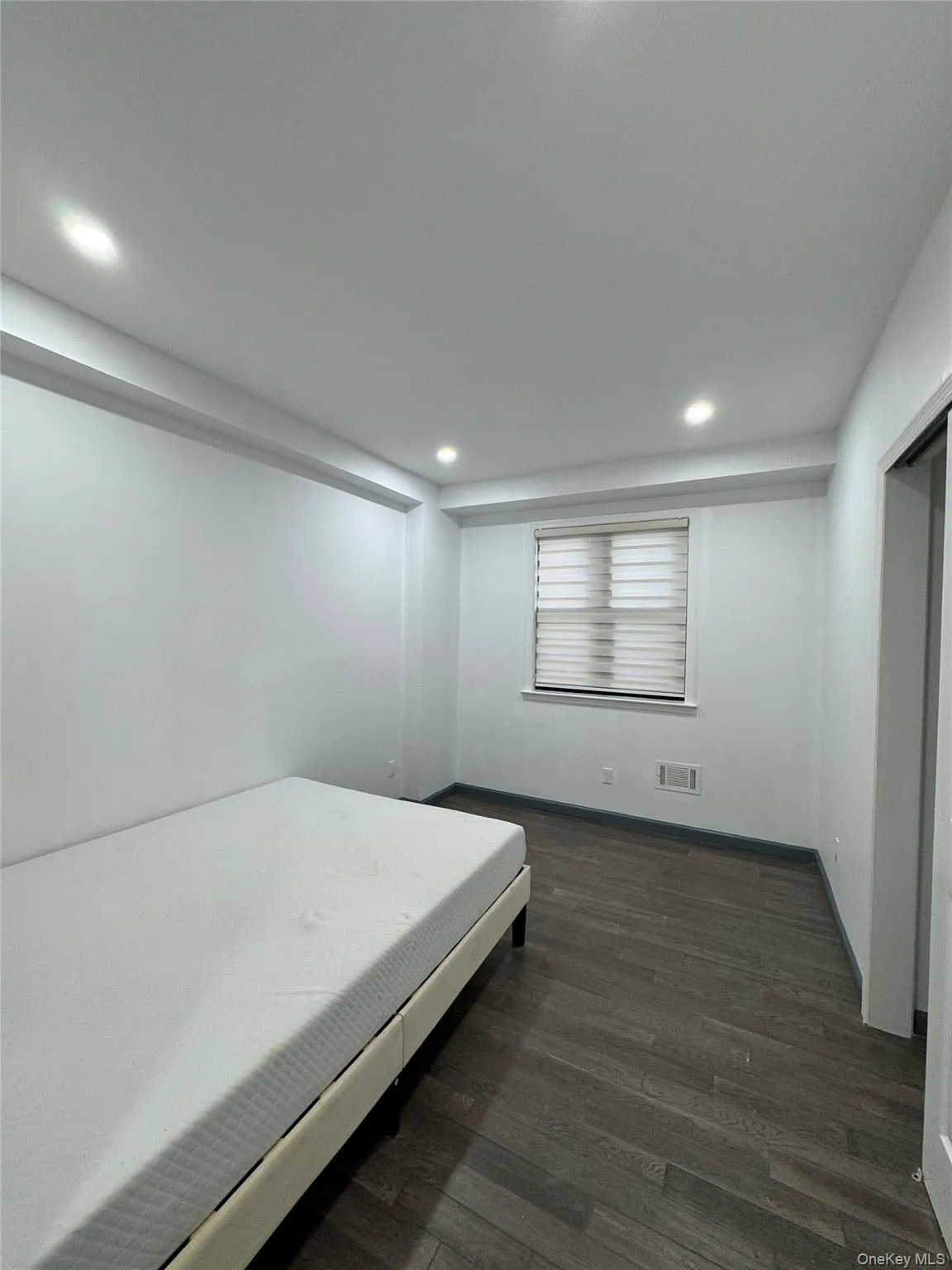 4920 167th street, New York, NY, 5 Bedrooms Bedrooms, 12 Rooms Rooms,4 BathroomsBathrooms,Residential Lease,For Rent,167th street,0,969112 4920 167th street, New York, NY, 5 Bedrooms Bedrooms, 12 Rooms Rooms,4 BathroomsBathrooms,Residential Lease,For Rent,167th street,0,969112