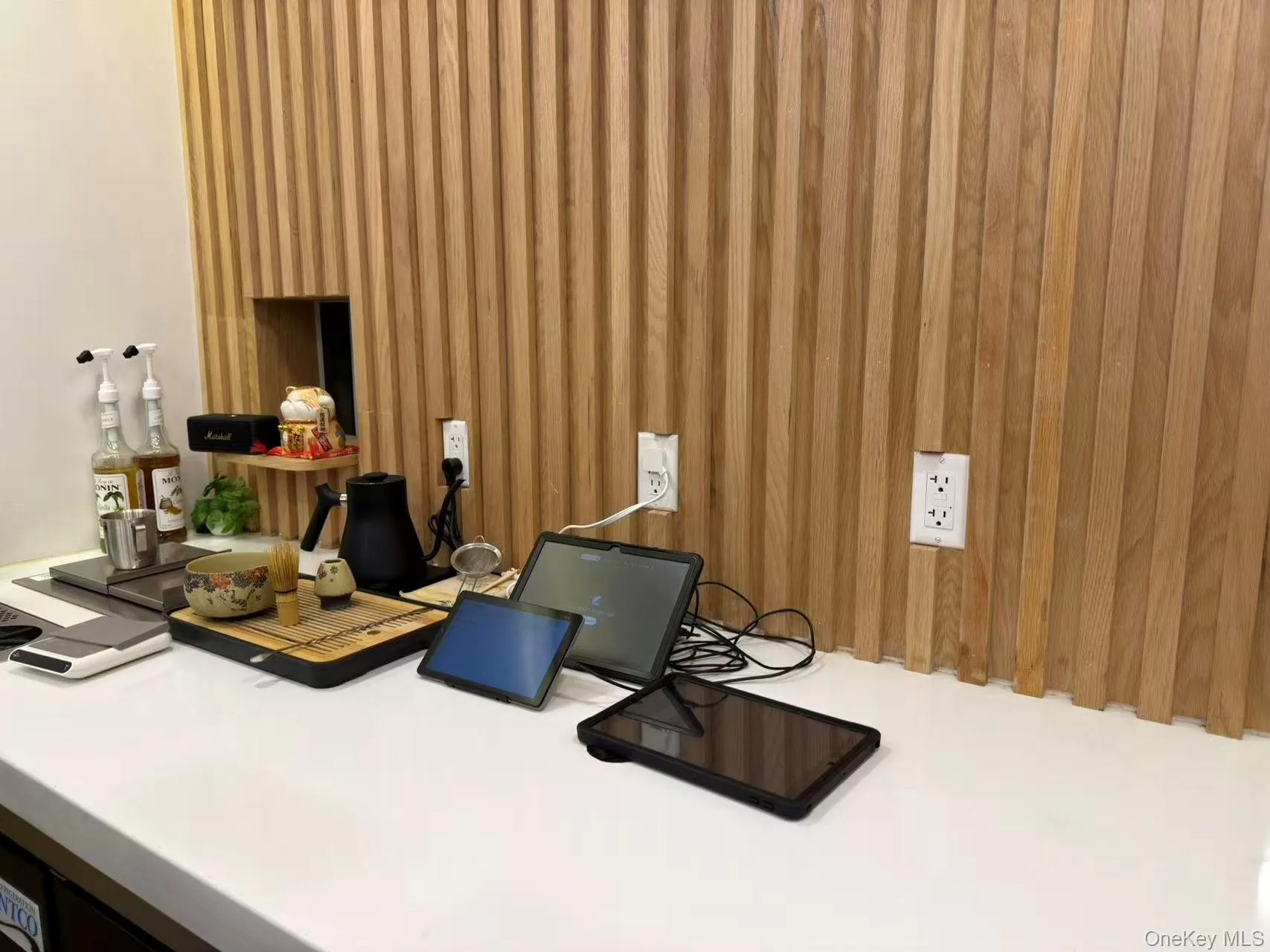 27 Saint Marks Place, New York, NY, ,Commercial Lease,For Rent,Saint Marks,0,969123 27 Saint Marks Place, New York, NY, ,Commercial Lease,For Rent,Saint Marks,0,969123