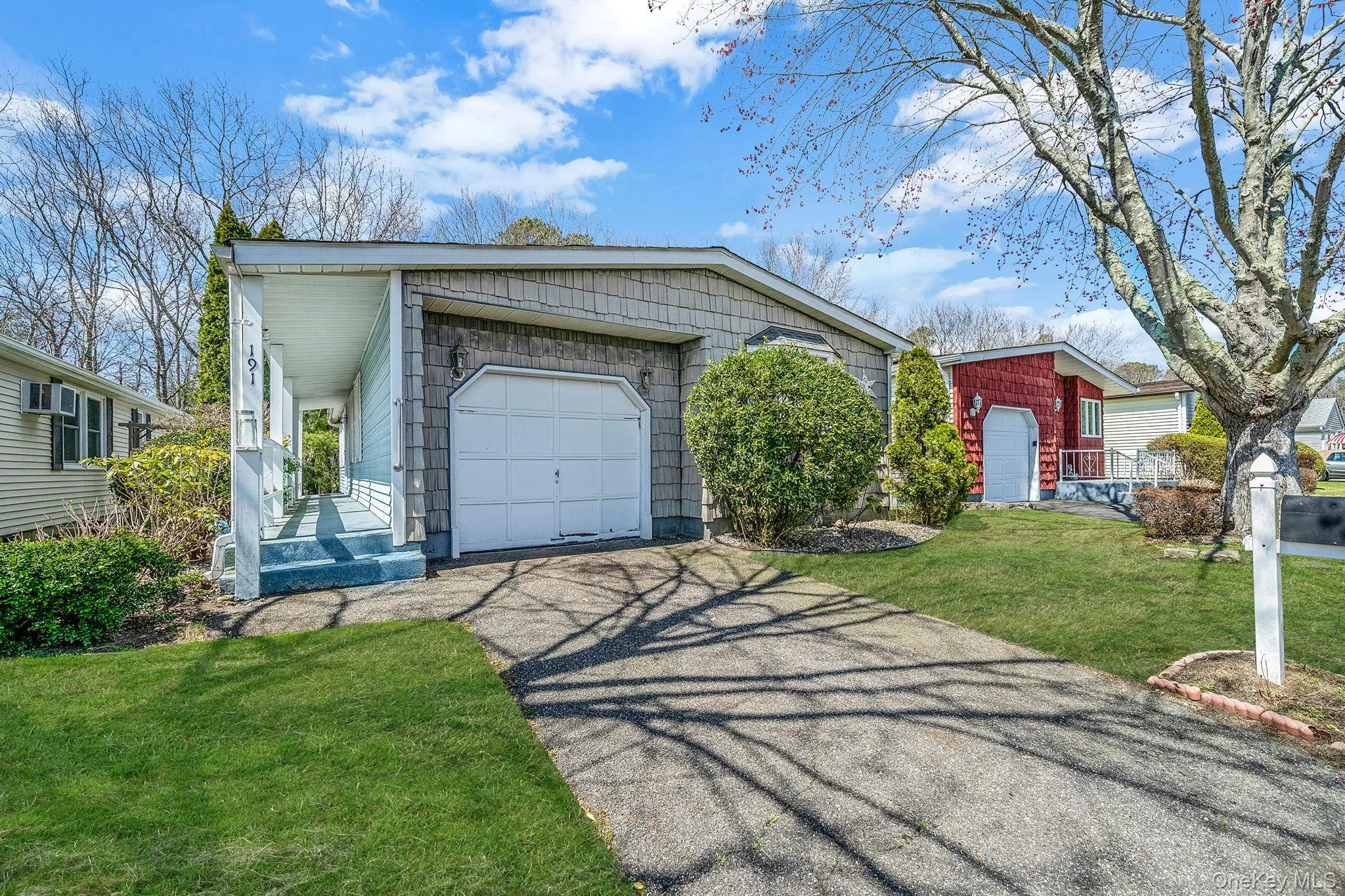 191 Village Circle, Brookhaven, NY, 2 Bedrooms Bedrooms, 5 Rooms Rooms,2 BathroomsBathrooms,Residential,For Rent,Village,0,KEY969139 191 Village Circle, Brookhaven, NY, 2 Bedrooms Bedrooms, 5 Rooms Rooms,2 BathroomsBathrooms,Residential,For Rent,Village,0,KEY969139