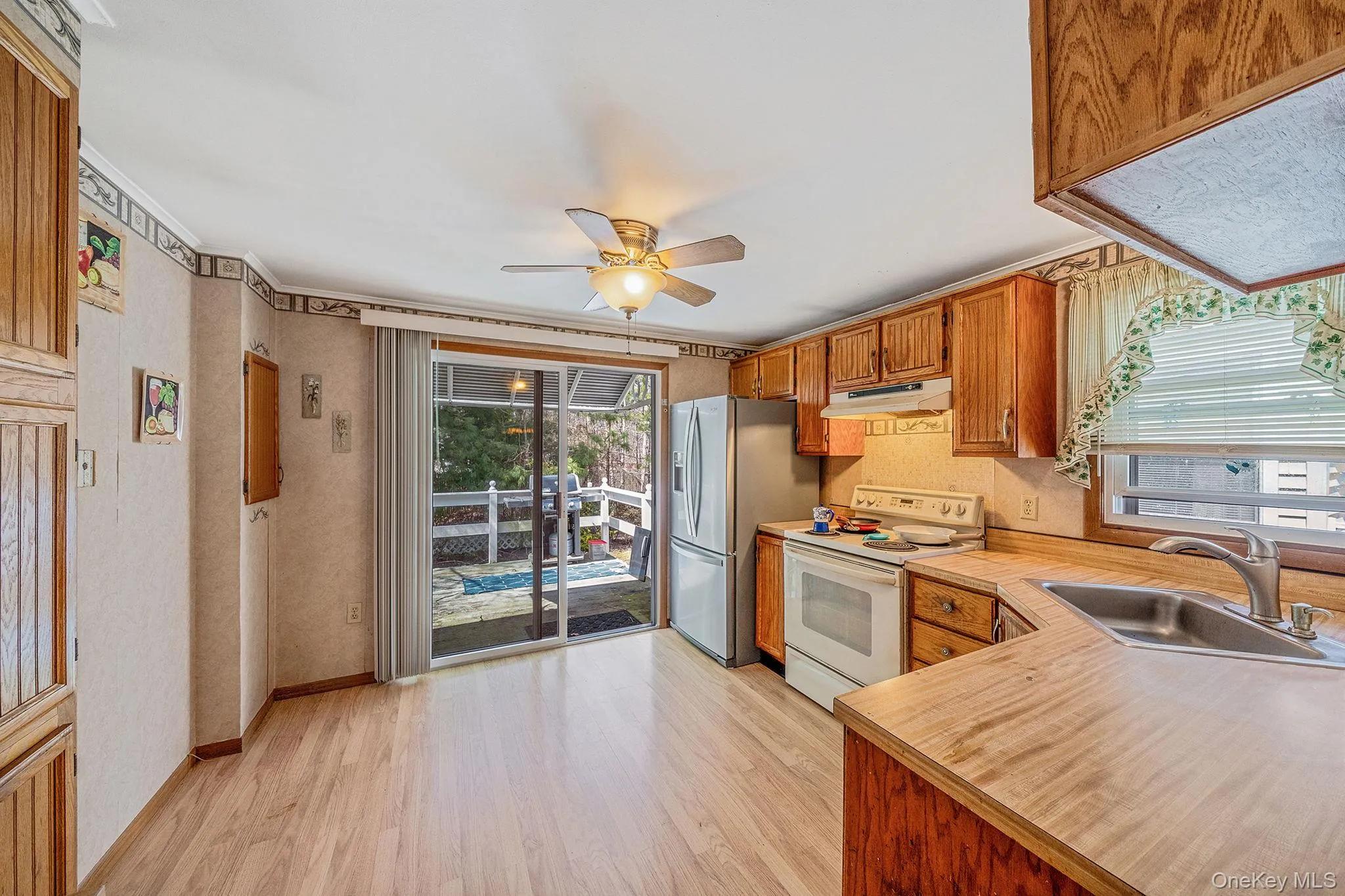 191 Village Circle, Brookhaven, NY, 2 Bedrooms Bedrooms, 5 Rooms Rooms,2 BathroomsBathrooms,Residential,For Rent,Village,0,KEY969139 191 Village Circle, Brookhaven, NY, 2 Bedrooms Bedrooms, 5 Rooms Rooms,2 BathroomsBathrooms,Residential,For Rent,Village,0,KEY969139