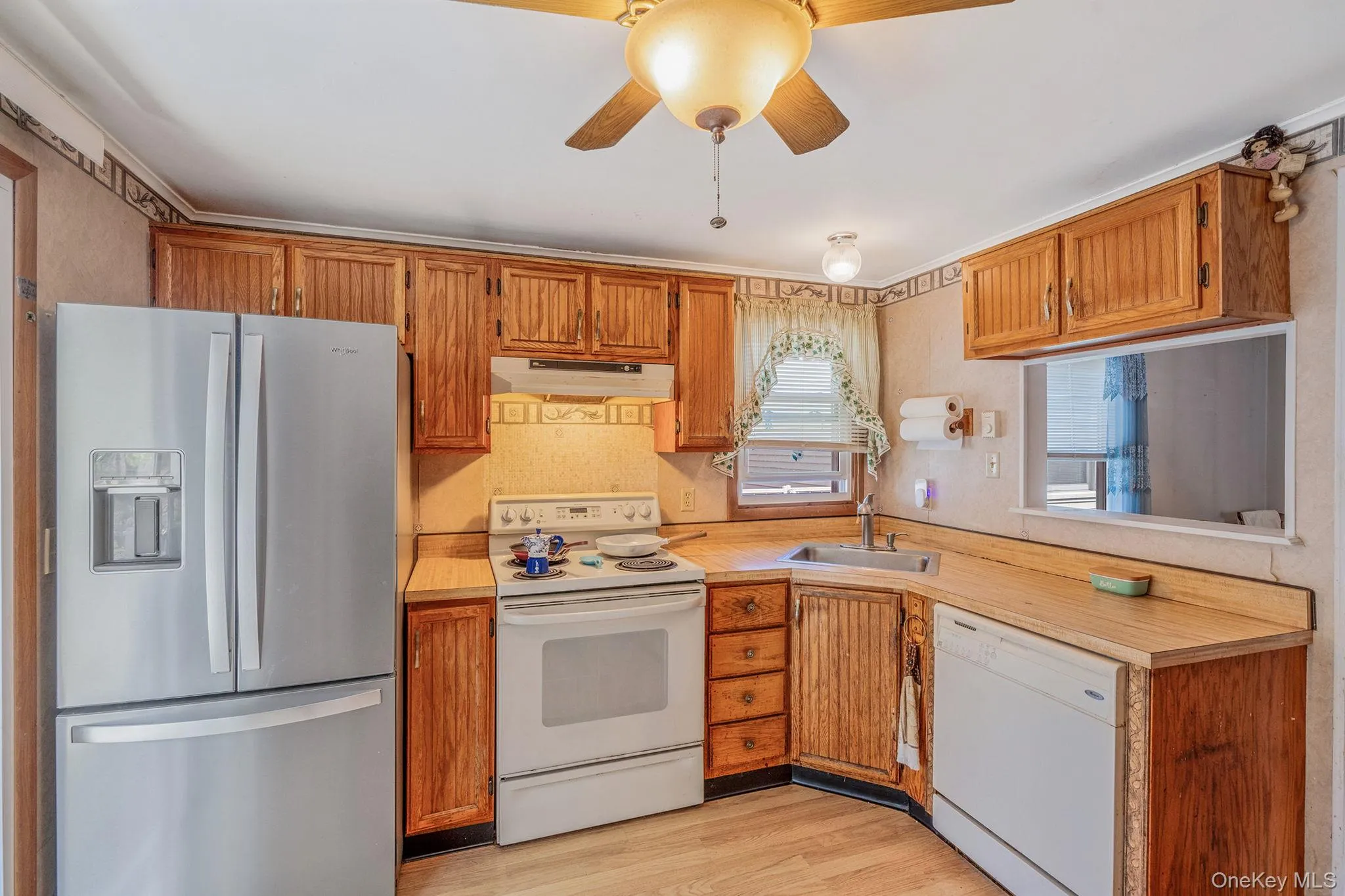 191 Village Circle, Brookhaven, NY, 2 Bedrooms Bedrooms, 5 Rooms Rooms,2 BathroomsBathrooms,Residential,For Rent,Village,0,KEY969139 191 Village Circle, Brookhaven, NY, 2 Bedrooms Bedrooms, 5 Rooms Rooms,2 BathroomsBathrooms,Residential,For Rent,Village,0,KEY969139