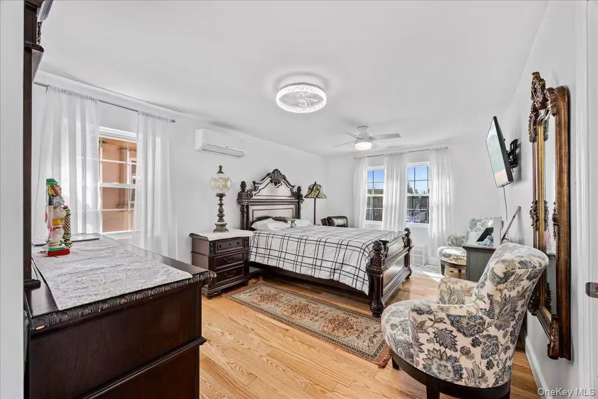 642 Lenore Lane, Hempstead, NY, 4 Bedrooms Bedrooms, 10 Rooms Rooms,4 BathroomsBathrooms,Residential,For Rent,Lenore,0,969149 642 Lenore Lane, Hempstead, NY, 4 Bedrooms Bedrooms, 10 Rooms Rooms,4 BathroomsBathrooms,Residential,For Rent,Lenore,0,969149