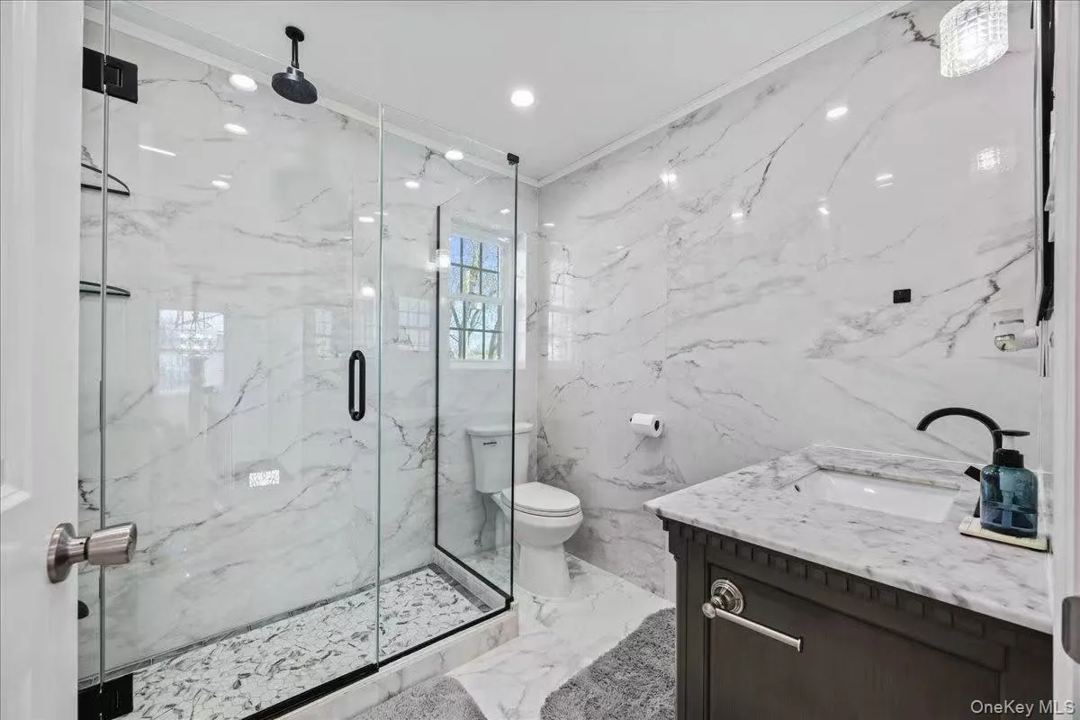 642 Lenore Lane, Hempstead, NY, 4 Bedrooms Bedrooms, 10 Rooms Rooms,4 BathroomsBathrooms,Residential,For Rent,Lenore,0,969149 642 Lenore Lane, Hempstead, NY, 4 Bedrooms Bedrooms, 10 Rooms Rooms,4 BathroomsBathrooms,Residential,For Rent,Lenore,0,969149