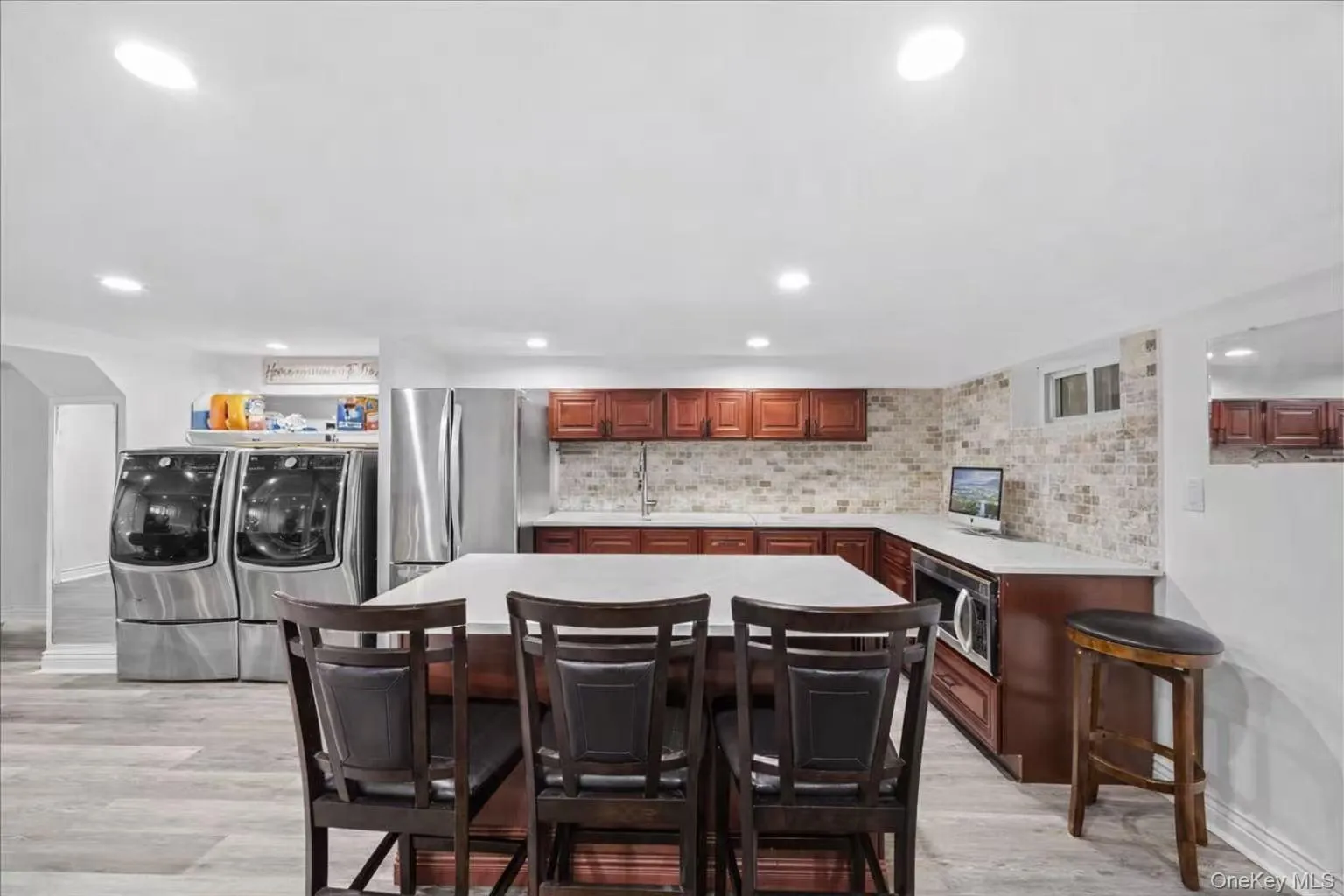 642 Lenore Lane, Hempstead, NY, 4 Bedrooms Bedrooms, 10 Rooms Rooms,4 BathroomsBathrooms,Residential,For Rent,Lenore,0,969149 642 Lenore Lane, Hempstead, NY, 4 Bedrooms Bedrooms, 10 Rooms Rooms,4 BathroomsBathrooms,Residential,For Rent,Lenore,0,969149