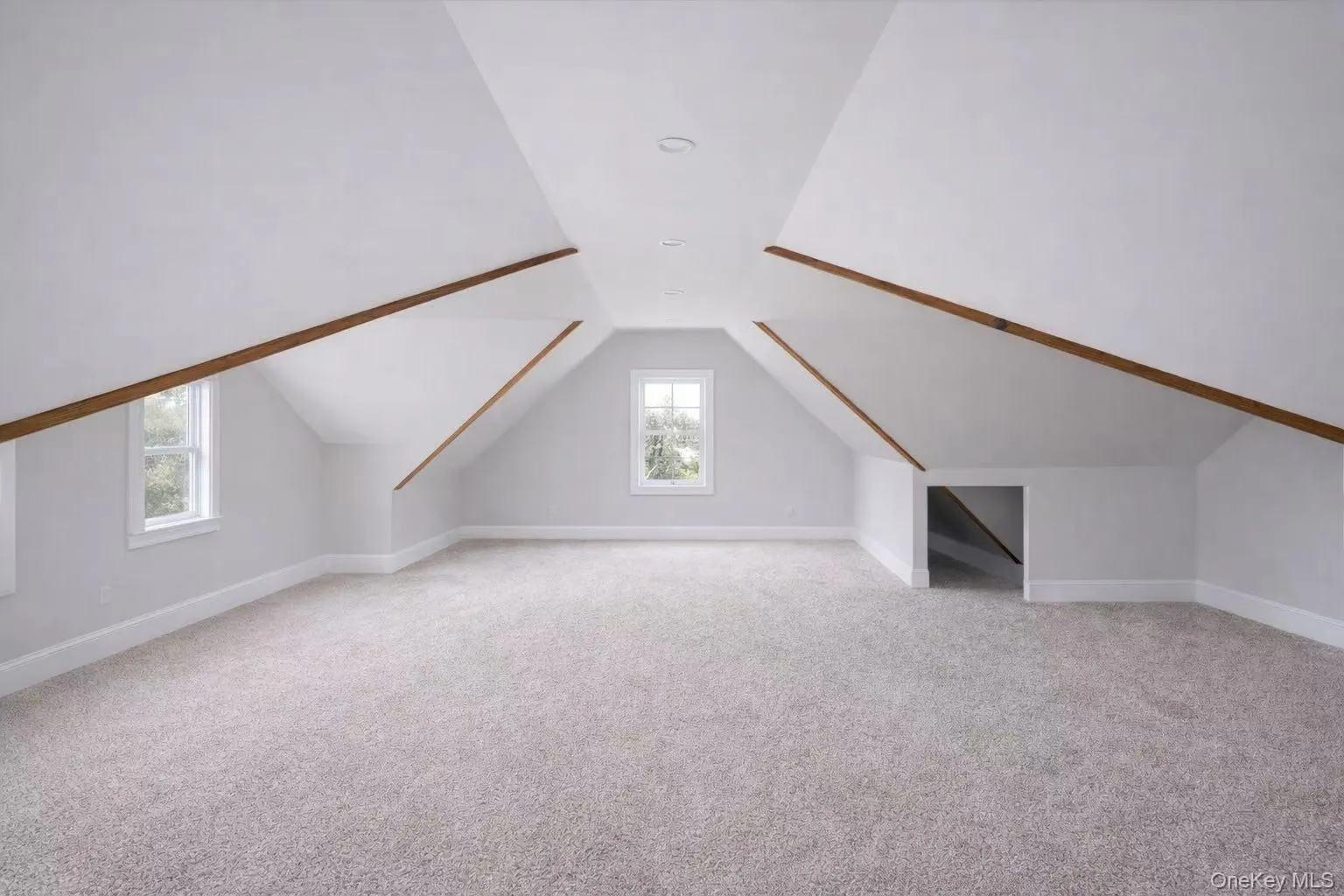 642 Lenore Lane, Hempstead, NY, 4 Bedrooms Bedrooms, 10 Rooms Rooms,4 BathroomsBathrooms,Residential,For Rent,Lenore,0,969149 642 Lenore Lane, Hempstead, NY, 4 Bedrooms Bedrooms, 10 Rooms Rooms,4 BathroomsBathrooms,Residential,For Rent,Lenore,0,969149