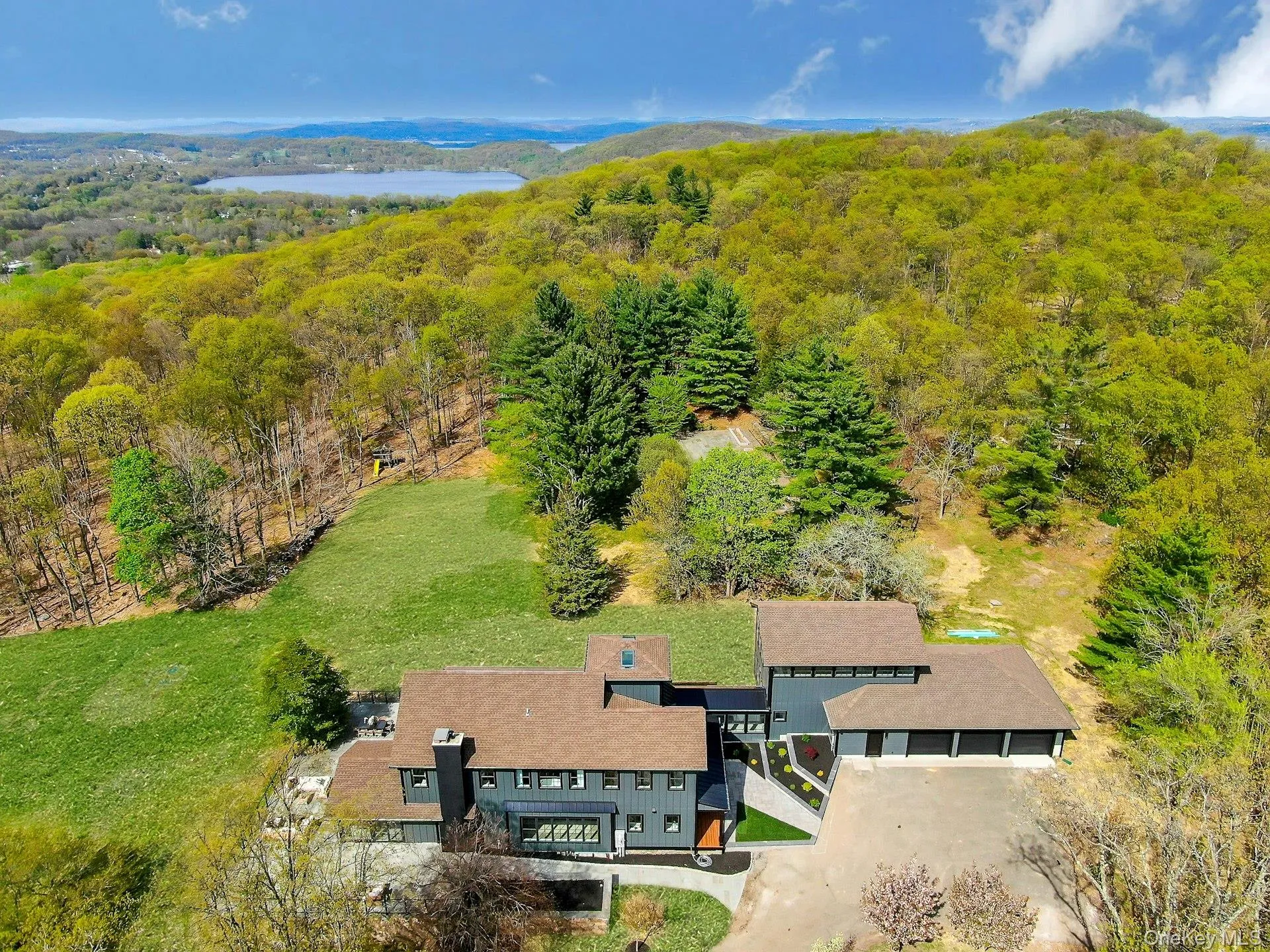20 Old Stone Road, Clarkstown, NY, 3 Bedrooms Bedrooms, 8 Rooms Rooms,3 BathroomsBathrooms,Residential Sale,For Rent,Old Stone,0,969160 20 Old Stone Road, Clarkstown, NY, 3 Bedrooms Bedrooms, 8 Rooms Rooms,3 BathroomsBathrooms,Residential Sale,For Rent,Old Stone,0,969160