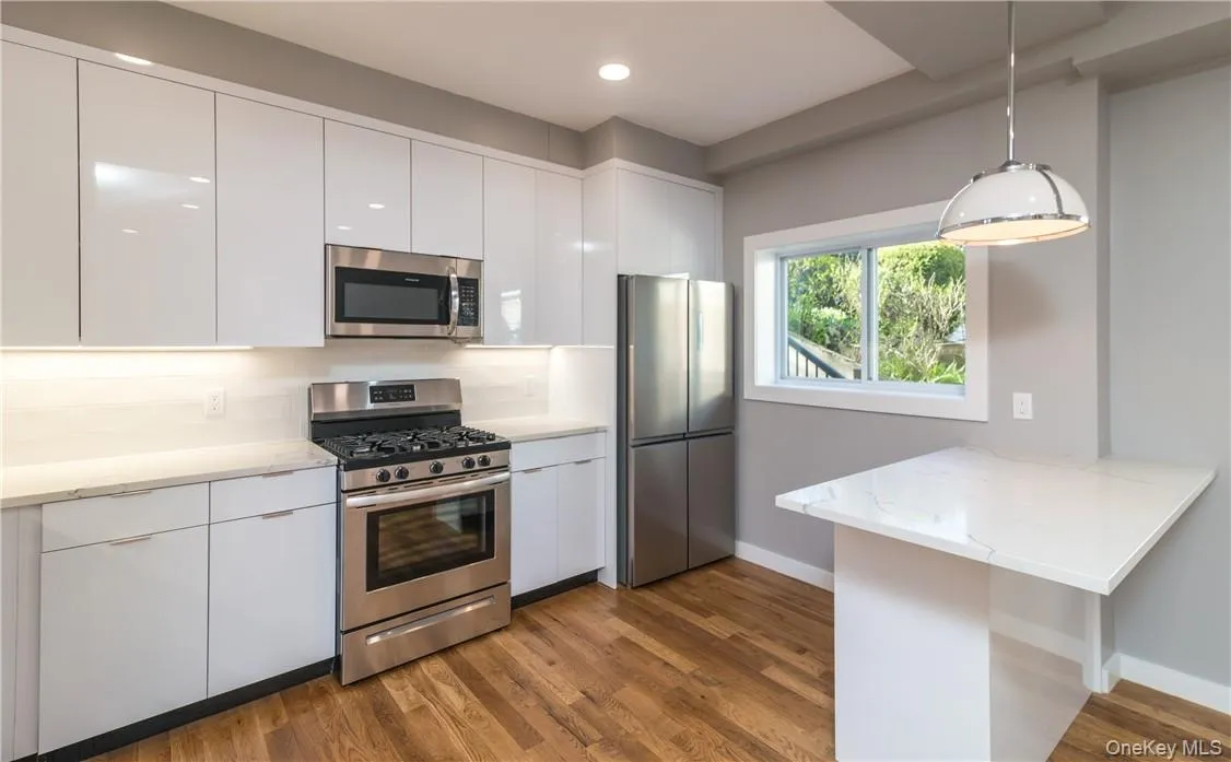 86 Main Street, Greenburgh, NY, 2 Bedrooms Bedrooms, 4 Rooms Rooms,1 BathroomBathrooms,Residential Lease,For Rent,Main,0,969161 86 Main Street, Greenburgh, NY, 2 Bedrooms Bedrooms, 4 Rooms Rooms,1 BathroomBathrooms,Residential Lease,For Rent,Main,0,969161