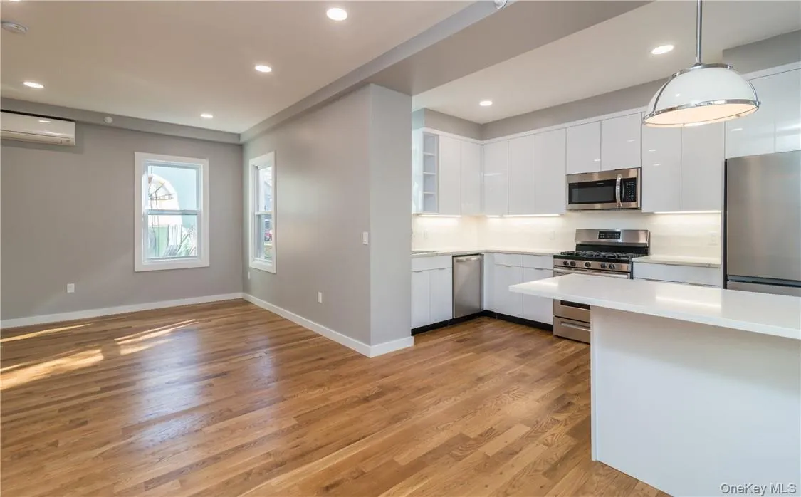 86 Main Street, Greenburgh, NY, 2 Bedrooms Bedrooms, 4 Rooms Rooms,1 BathroomBathrooms,Residential Lease,For Rent,Main,0,969161 86 Main Street, Greenburgh, NY, 2 Bedrooms Bedrooms, 4 Rooms Rooms,1 BathroomBathrooms,Residential Lease,For Rent,Main,0,969161