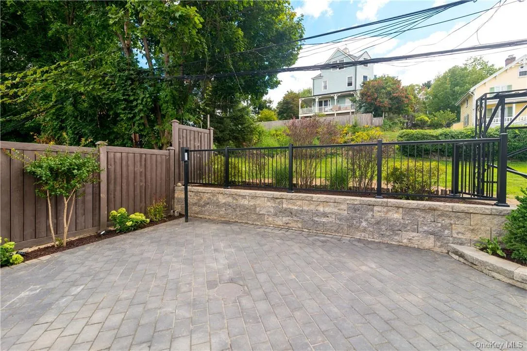86 Main Street, Greenburgh, NY, 2 Bedrooms Bedrooms, 4 Rooms Rooms,1 BathroomBathrooms,Residential Lease,For Rent,Main,0,969161 86 Main Street, Greenburgh, NY, 2 Bedrooms Bedrooms, 4 Rooms Rooms,1 BathroomBathrooms,Residential Lease,For Rent,Main,0,969161