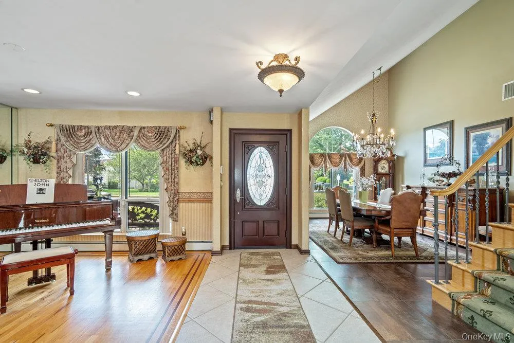 9 Defeo Court, Babylon, NY, 4 Bedrooms Bedrooms, 12 Rooms Rooms,3 BathroomsBathrooms,Residential Sale,For Rent,Defeo,0,969163 9 Defeo Court, Babylon, NY, 4 Bedrooms Bedrooms, 12 Rooms Rooms,3 BathroomsBathrooms,Residential Sale,For Rent,Defeo,0,969163