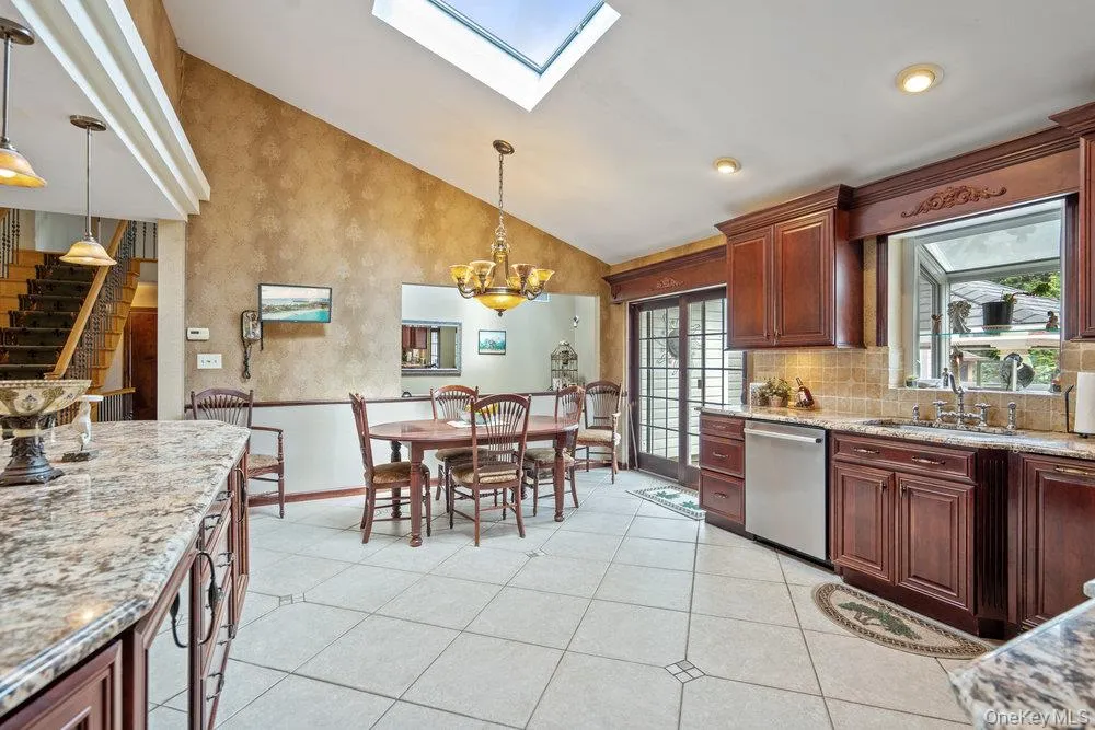 9 Defeo Court, Babylon, NY, 4 Bedrooms Bedrooms, 12 Rooms Rooms,3 BathroomsBathrooms,Residential Sale,For Rent,Defeo,0,969163 9 Defeo Court, Babylon, NY, 4 Bedrooms Bedrooms, 12 Rooms Rooms,3 BathroomsBathrooms,Residential Sale,For Rent,Defeo,0,969163