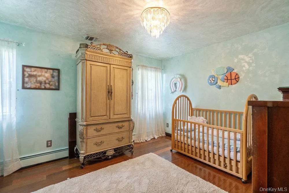 9 Defeo Court, Babylon, NY, 4 Bedrooms Bedrooms, 12 Rooms Rooms,3 BathroomsBathrooms,Residential Sale,For Rent,Defeo,0,969163 9 Defeo Court, Babylon, NY, 4 Bedrooms Bedrooms, 12 Rooms Rooms,3 BathroomsBathrooms,Residential Sale,For Rent,Defeo,0,969163