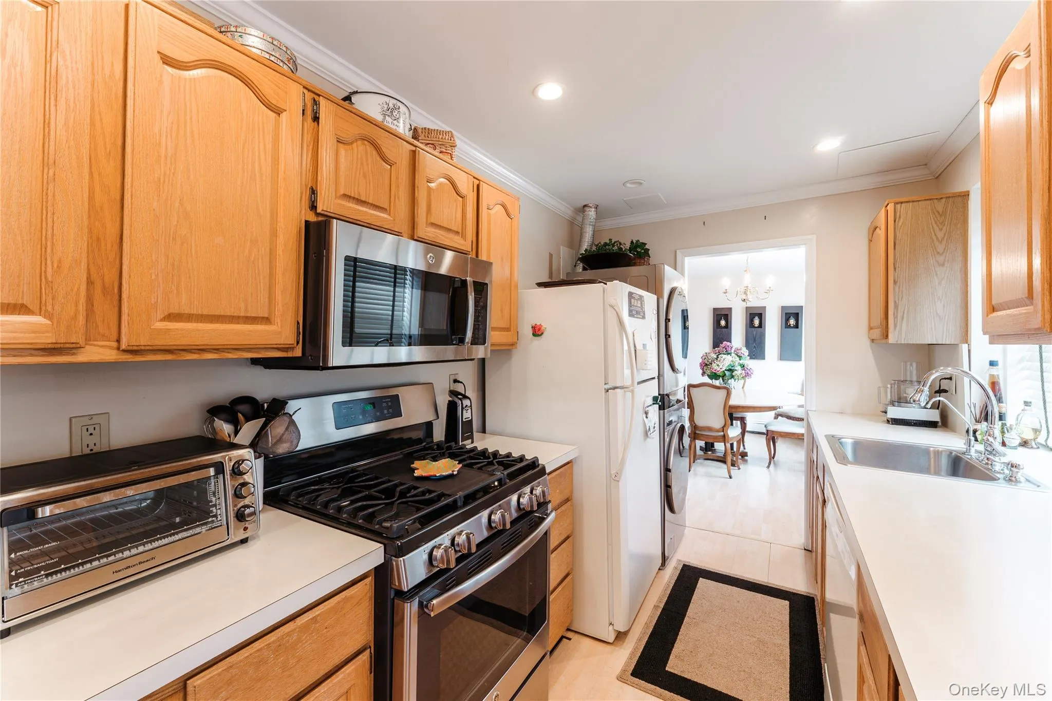 200 South Middle Neck Road, North Hempstead, NY, 3 Bedrooms Bedrooms, 7 Rooms Rooms,2 BathroomsBathrooms,Residential,For Rent,South Middle Neck,0,969170 200 South Middle Neck Road, North Hempstead, NY, 3 Bedrooms Bedrooms, 7 Rooms Rooms,2 BathroomsBathrooms,Residential,For Rent,South Middle Neck,0,969170