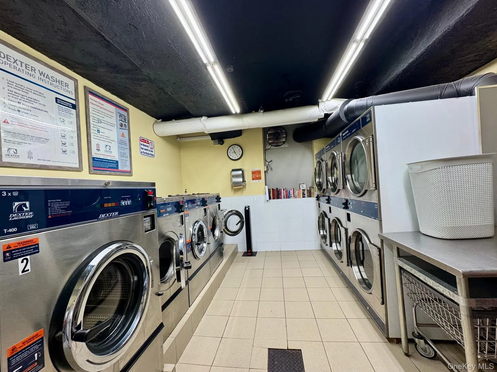 68-20 Selfridge Street, New York, NY, 1 Bedroom Bedrooms, 3 Rooms Rooms,1 BathroomBathrooms,Residential Lease,For Rent,Selfridge,0,969180 68-20 Selfridge Street, New York, NY, 1 Bedroom Bedrooms, 3 Rooms Rooms,1 BathroomBathrooms,Residential Lease,For Rent,Selfridge,0,969180