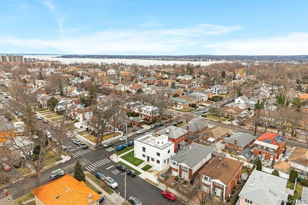 33-03 213th Street, New York, NY, 4 Bedrooms Bedrooms, 9 Rooms Rooms,4 BathroomsBathrooms,Residential,For Rent,213th,0,969183 33-03 213th Street, New York, NY, 4 Bedrooms Bedrooms, 9 Rooms Rooms,4 BathroomsBathrooms,Residential,For Rent,213th,0,969183