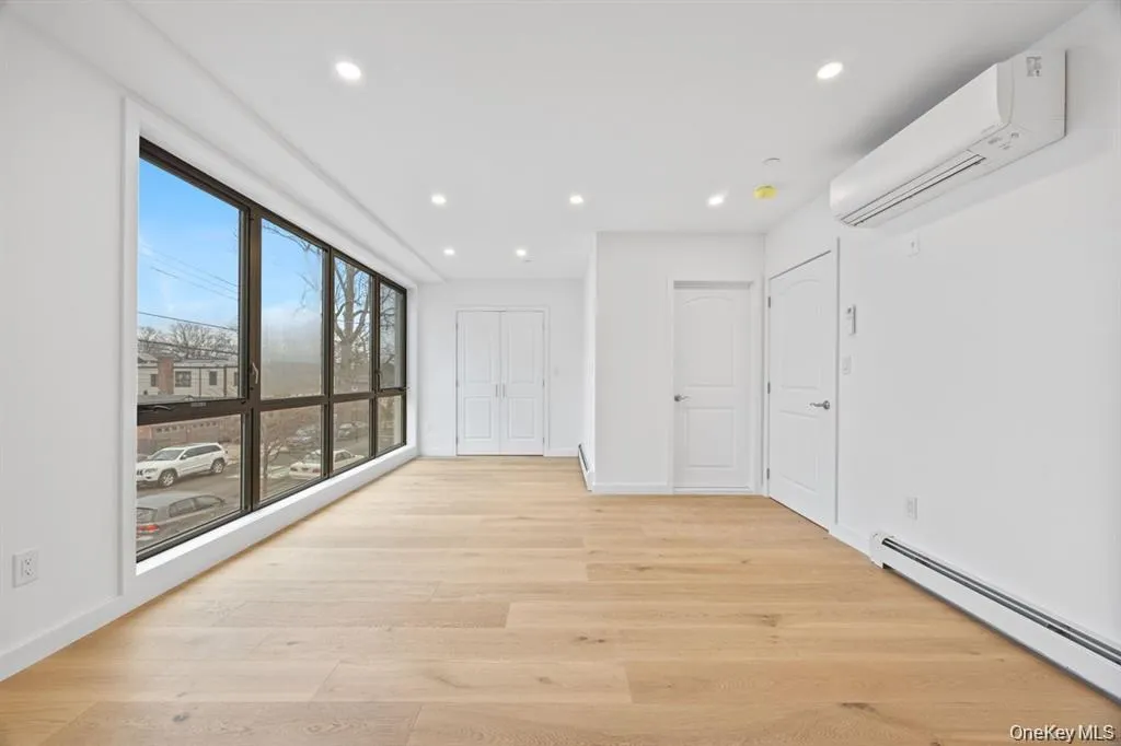 33-03 213th Street, New York, NY, 4 Bedrooms Bedrooms, 9 Rooms Rooms,4 BathroomsBathrooms,Residential,For Rent,213th,0,969183 33-03 213th Street, New York, NY, 4 Bedrooms Bedrooms, 9 Rooms Rooms,4 BathroomsBathrooms,Residential,For Rent,213th,0,969183