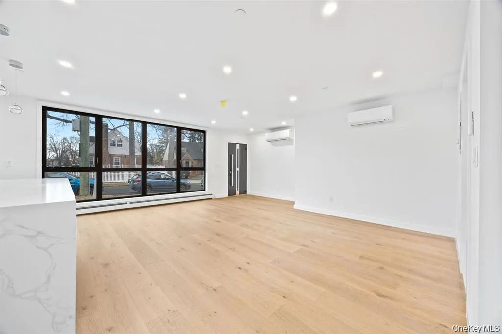 33-03 213th Street, New York, NY, 4 Bedrooms Bedrooms, 9 Rooms Rooms,4 BathroomsBathrooms,Residential,For Rent,213th,0,969183 33-03 213th Street, New York, NY, 4 Bedrooms Bedrooms, 9 Rooms Rooms,4 BathroomsBathrooms,Residential,For Rent,213th,0,969183