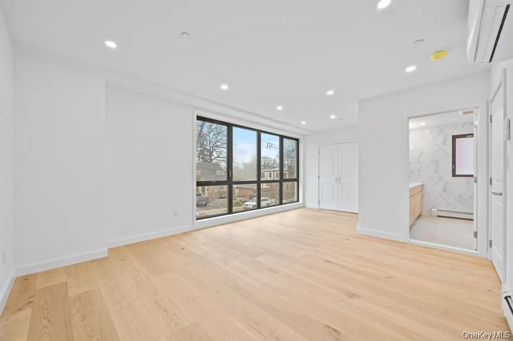 33-03 213th Street, New York, NY, 4 Bedrooms Bedrooms, 9 Rooms Rooms,4 BathroomsBathrooms,Residential,For Rent,213th,0,969183 33-03 213th Street, New York, NY, 4 Bedrooms Bedrooms, 9 Rooms Rooms,4 BathroomsBathrooms,Residential,For Rent,213th,0,969183